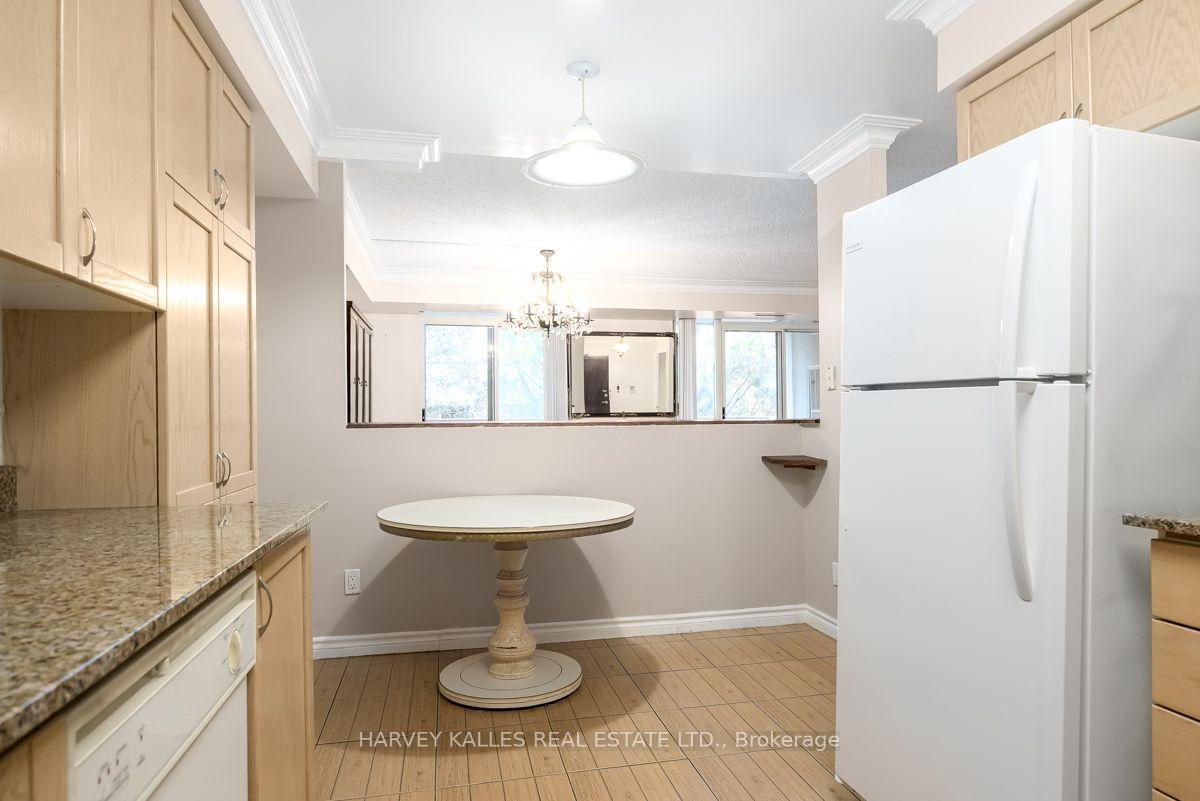 Photo 9 of Unit 308, 8 Covington Road, Toronto, Englemount-Lawrence — HOMEH