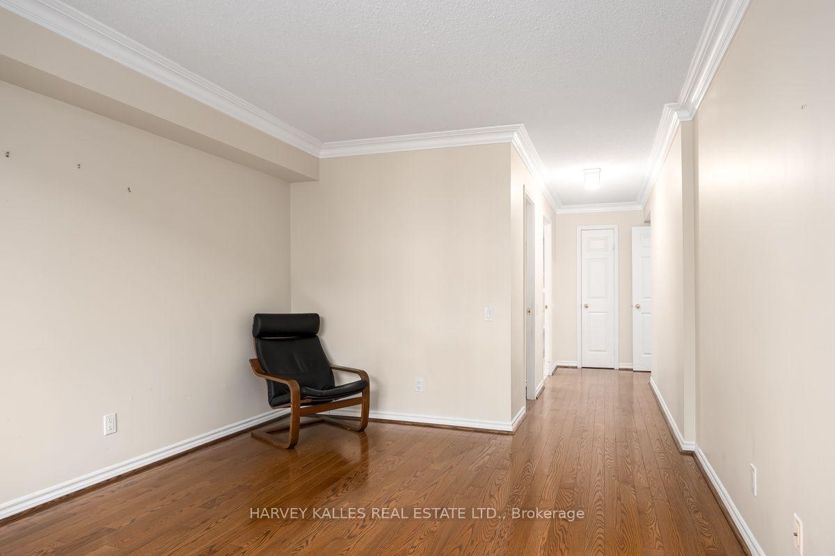 Photo 13 of Unit 308, 8 Covington Road, Toronto, Englemount-Lawrence — HOMEH