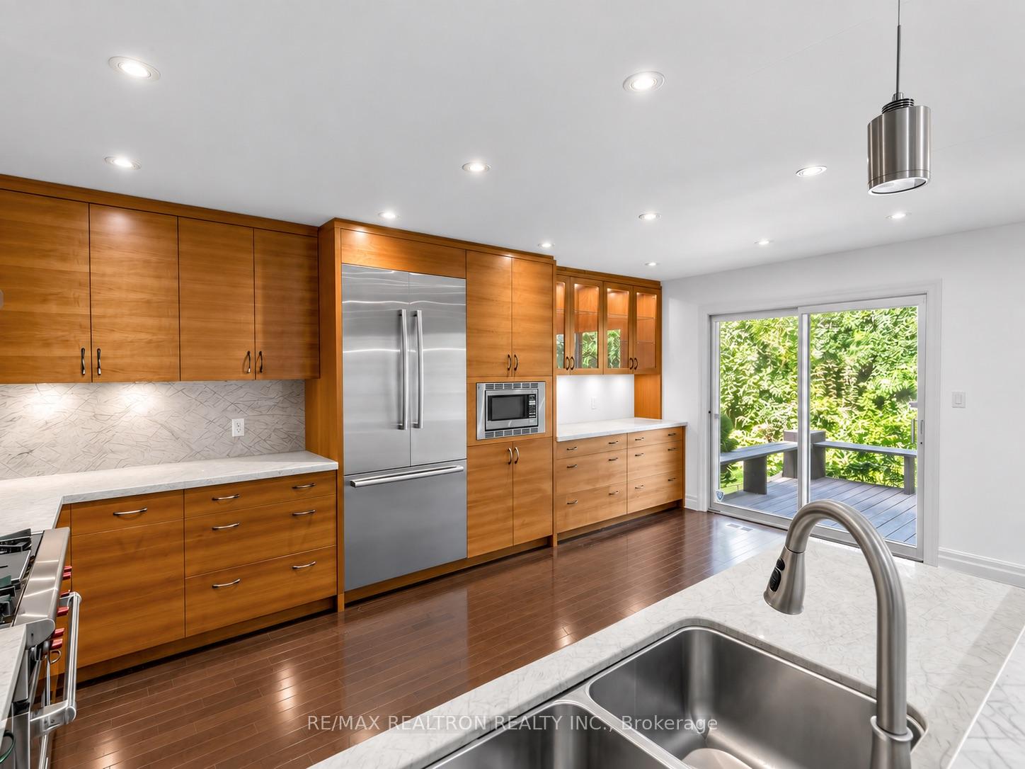 Photo 15 of 42 Apollo Drive, North York, Banbury-Don Mills — HOMEH