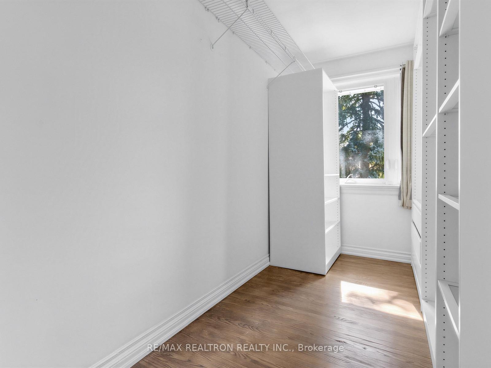 Photo 24 of 42 Apollo Drive, North York, Banbury-Don Mills — HOMEH