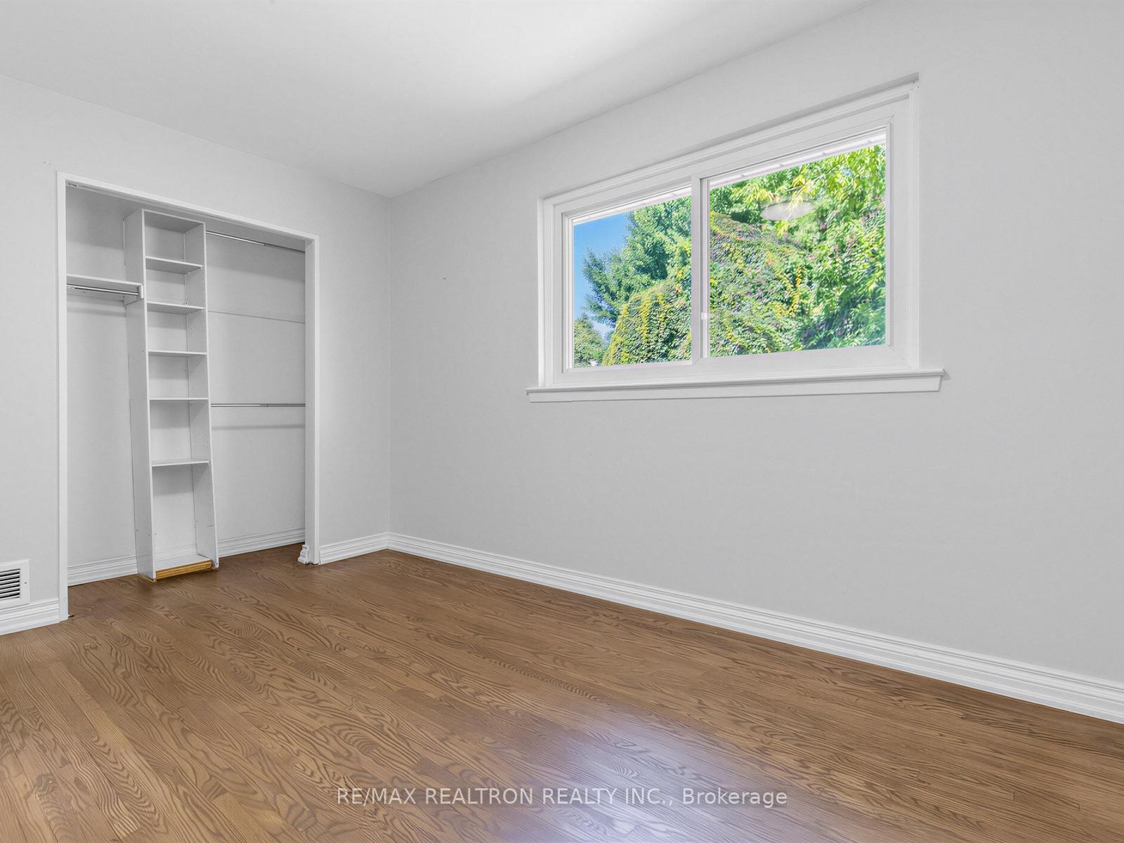 Photo 31 of 42 Apollo Drive, North York, Banbury-Don Mills — HOMEH
