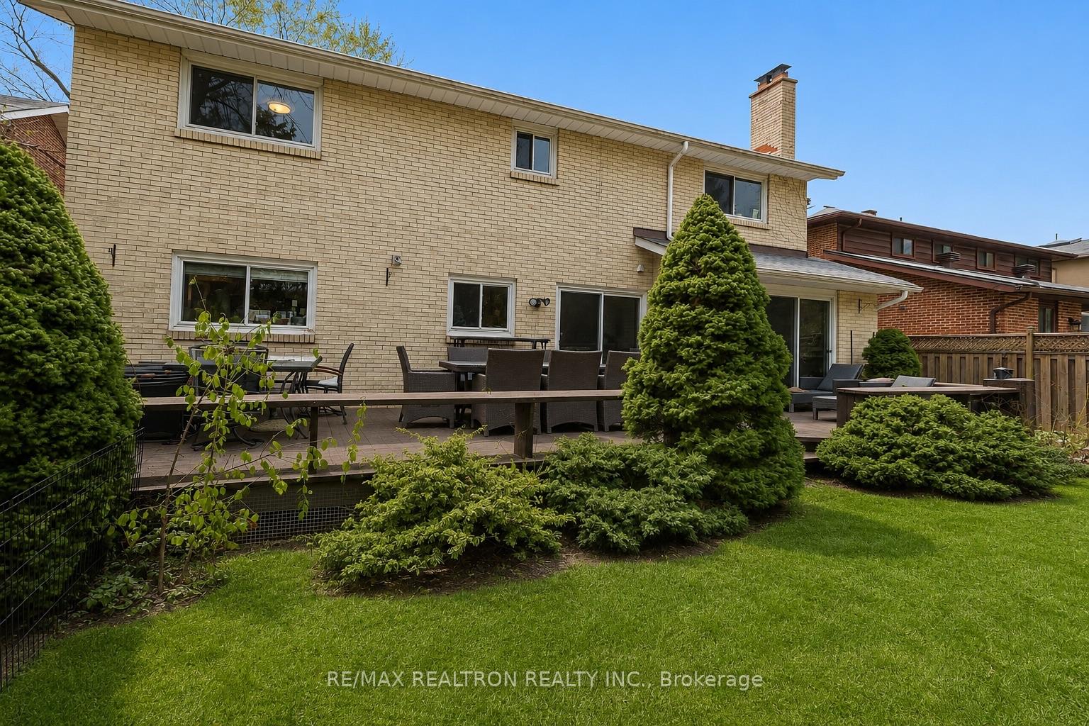 Photo 34 of 42 Apollo Drive, North York, Banbury-Don Mills — HOMEH