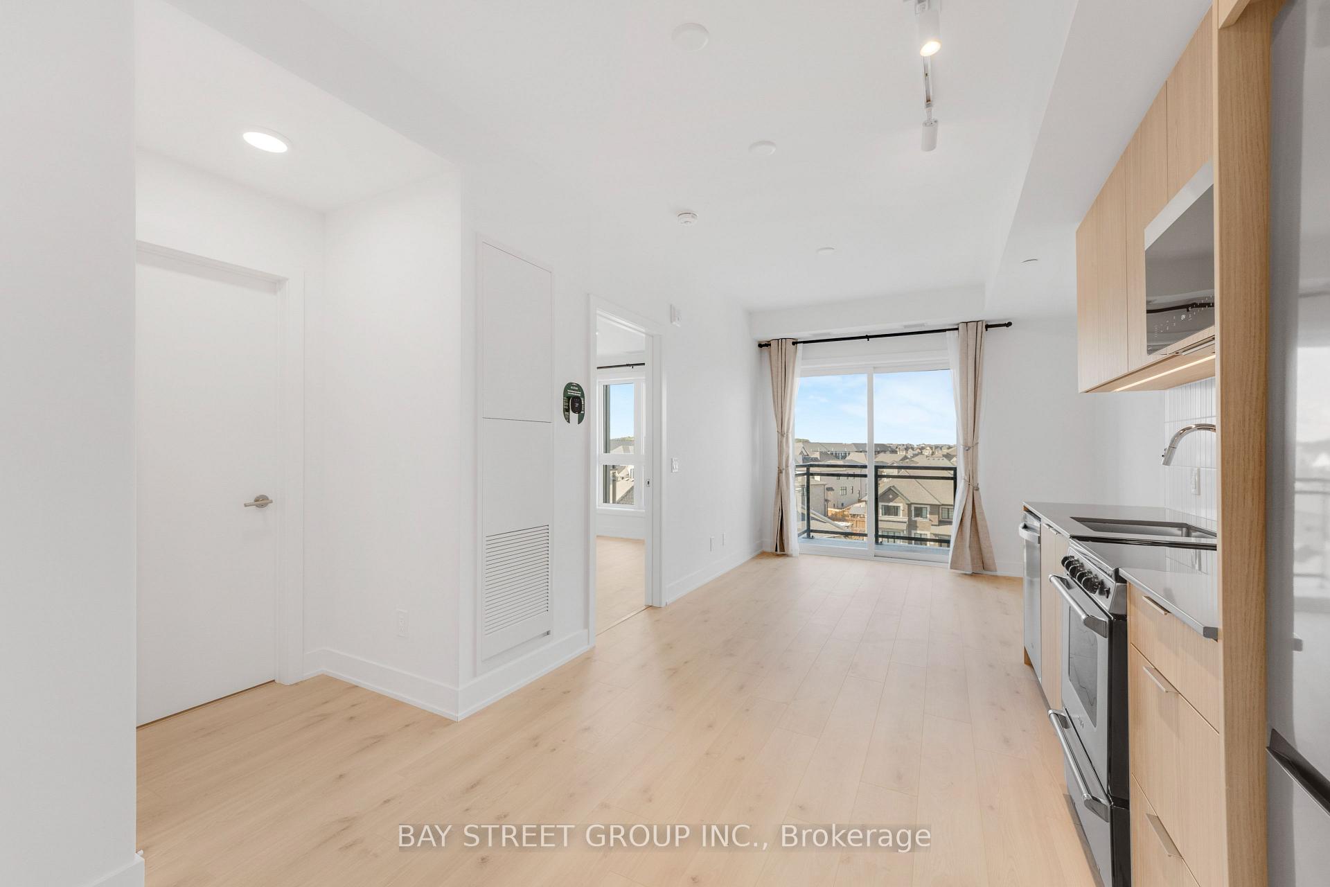Photo 9 of Unit 503, 3008 William Cutmore Boulevard, Oakville, Joshua Meadows — HOMEH