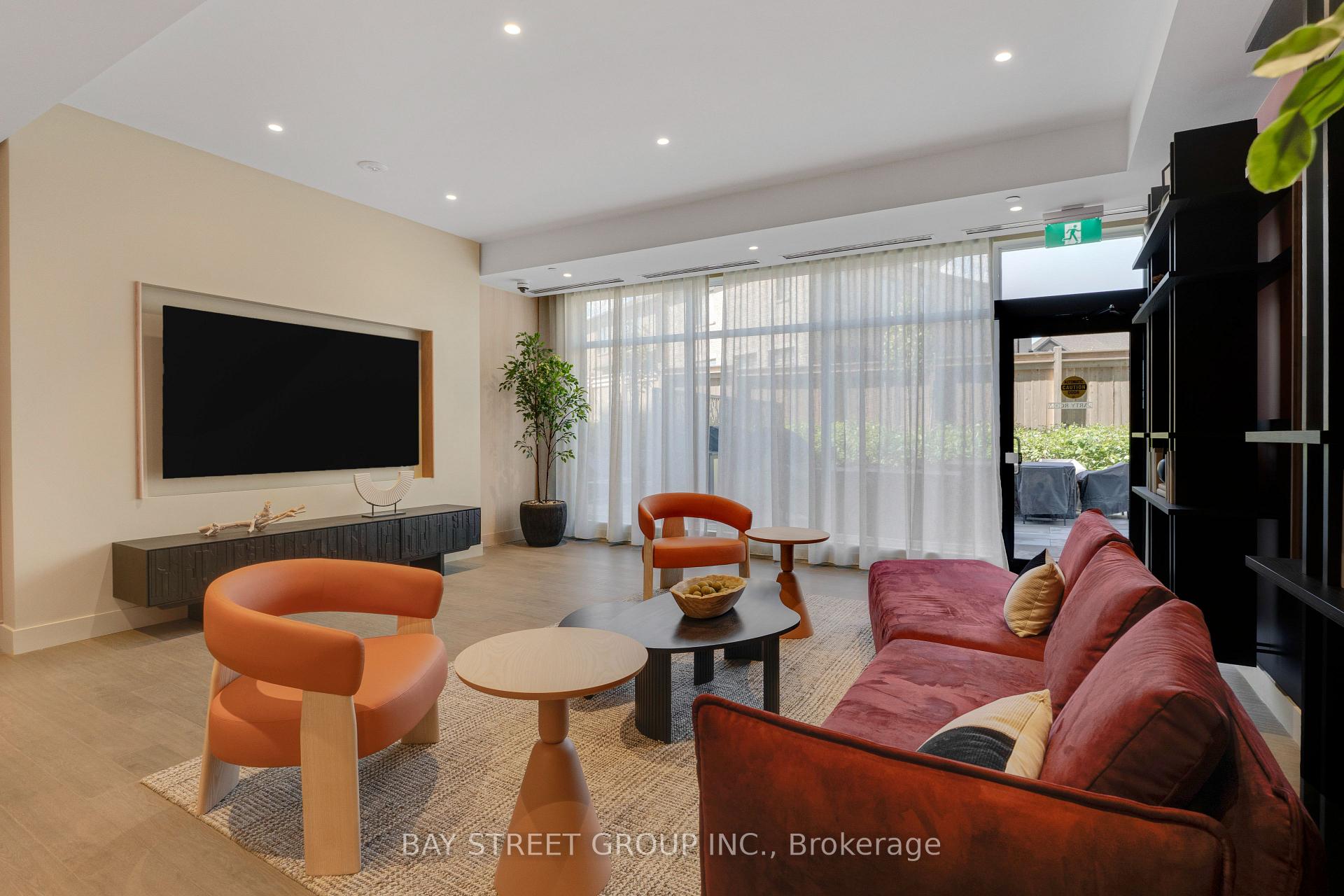 Photo 32 of Unit 503, 3008 William Cutmore Boulevard, Oakville, Joshua Meadows — HOMEH