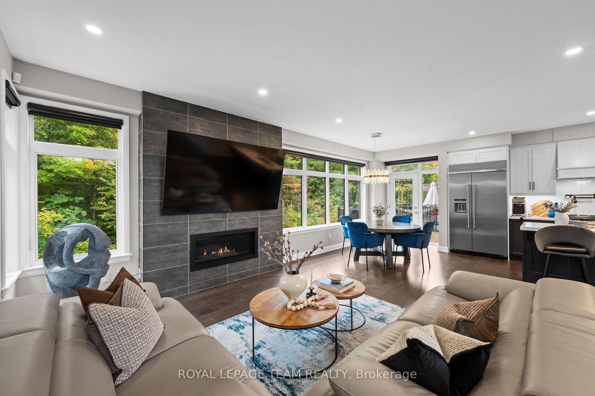 Photo 4 of 217 Ketchikan Crescent, Ottawa, Kanata - Kanata Lakes/Heritage Hills — HOMEH