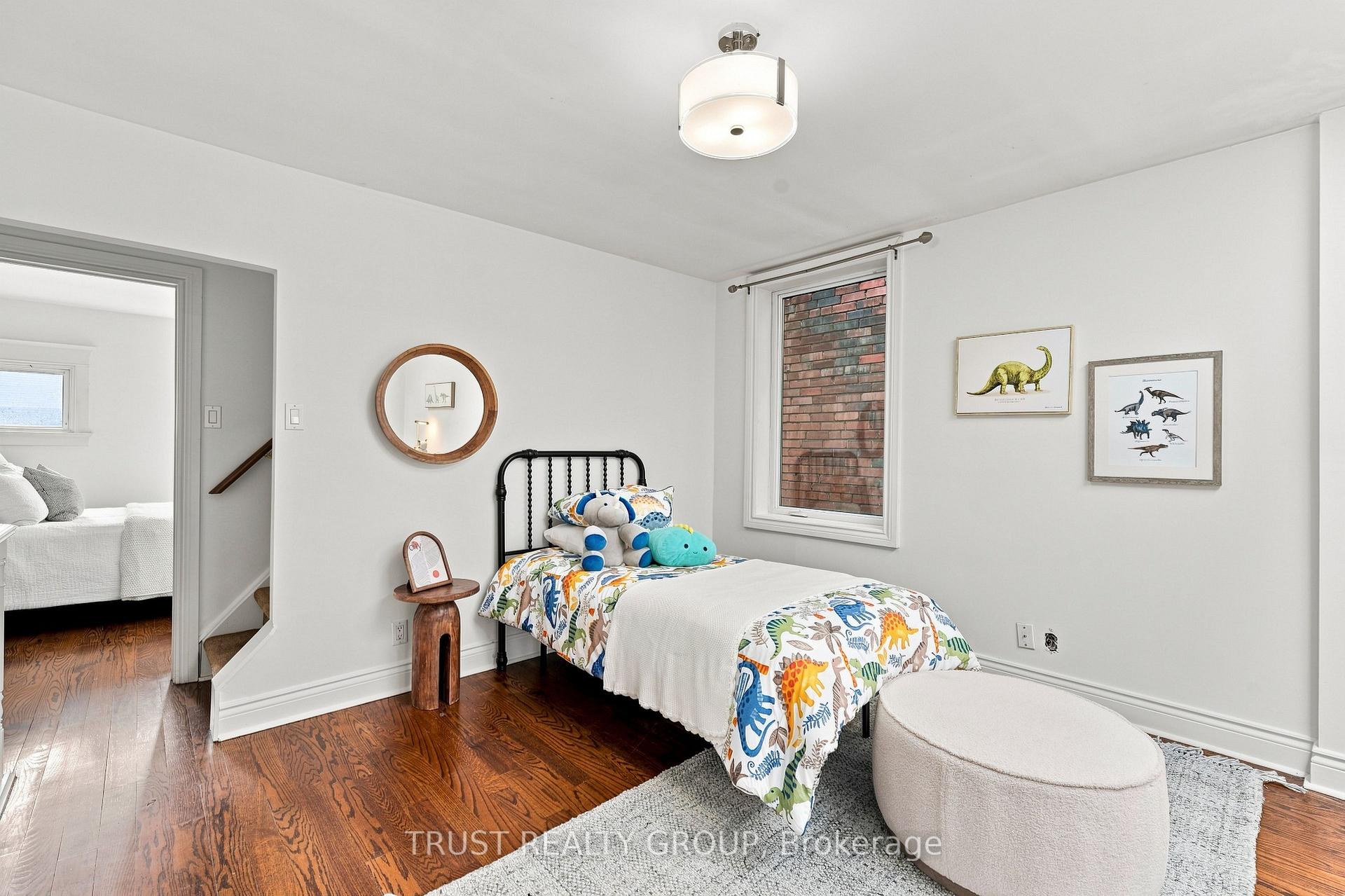 Photo 15 of 298 Garden Avenue, Toronto, High Park-Swansea — HOMEH