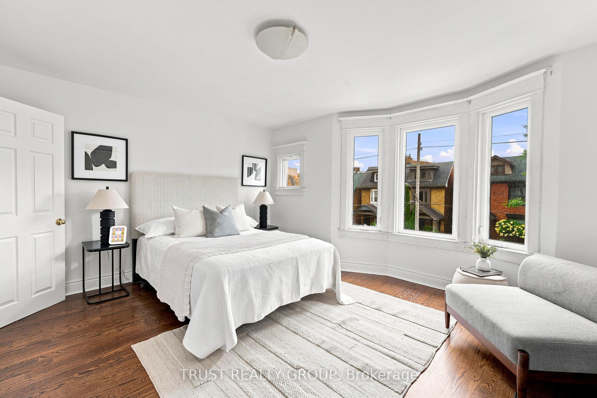 Photo 18 of 298 Garden Avenue, Toronto, High Park-Swansea — HOMEH
