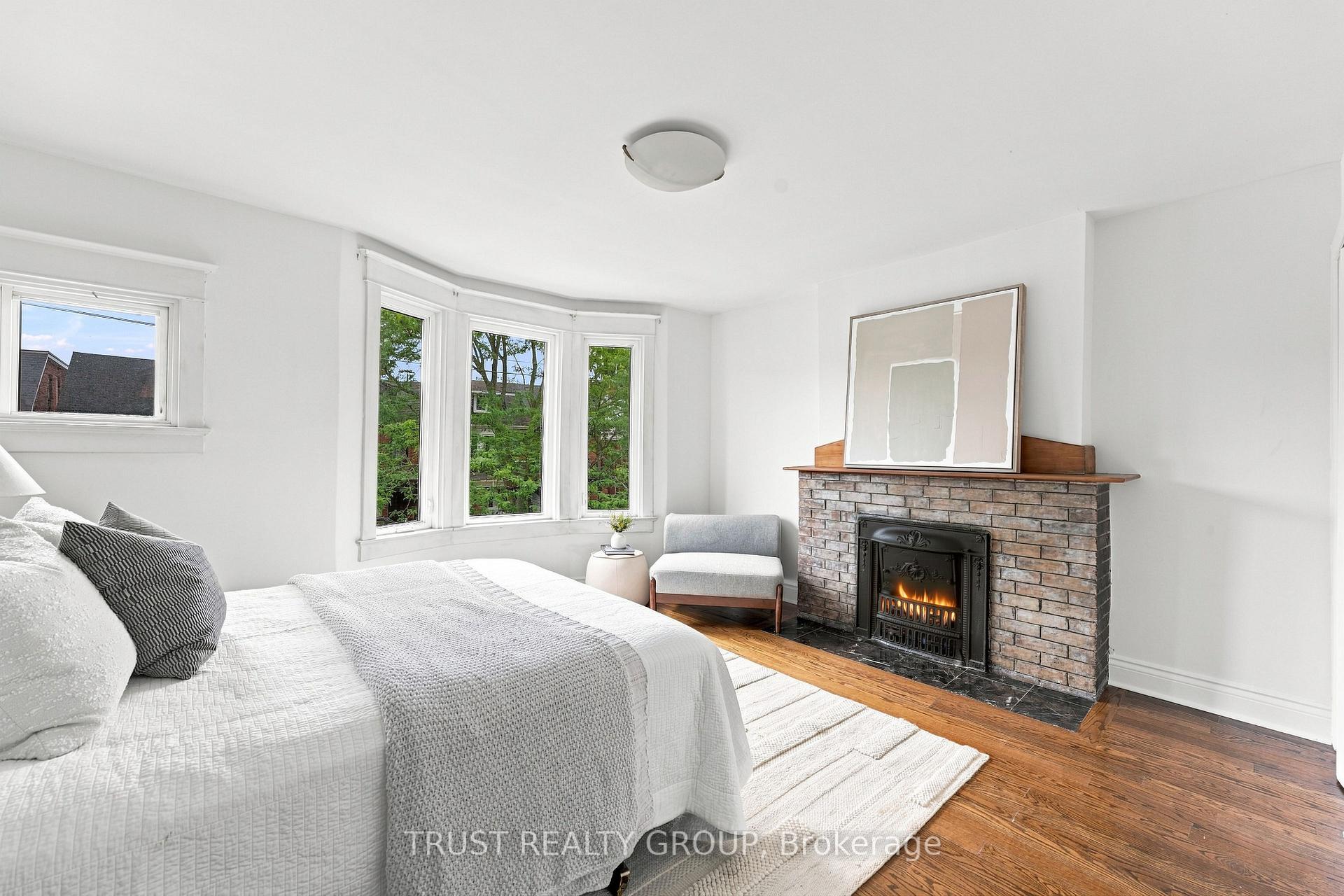 Photo 19 of 298 Garden Avenue, Toronto, High Park-Swansea — HOMEH