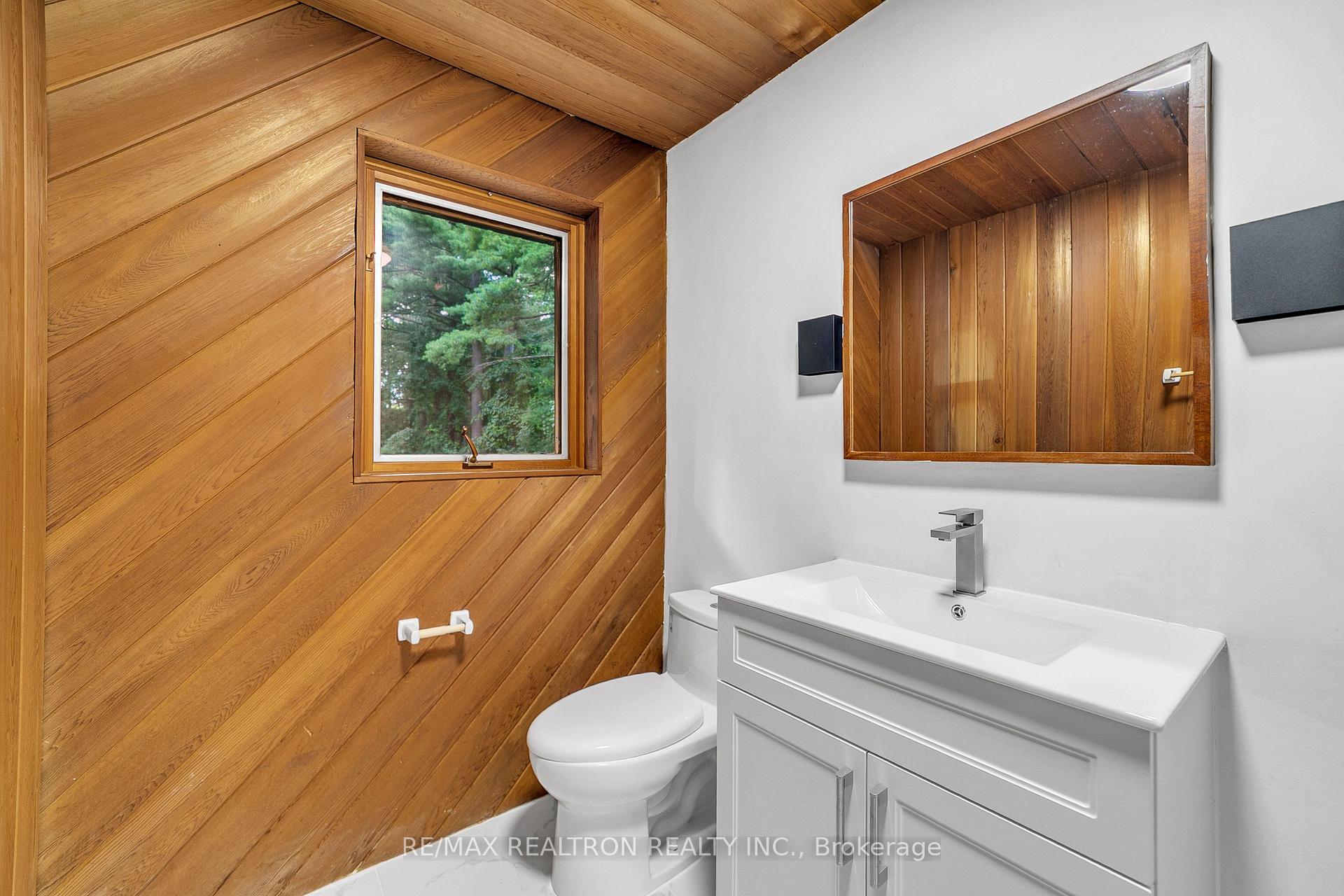 Photo 13 of 90 Proctor Avenue, Markham, Grandview — HOMEH