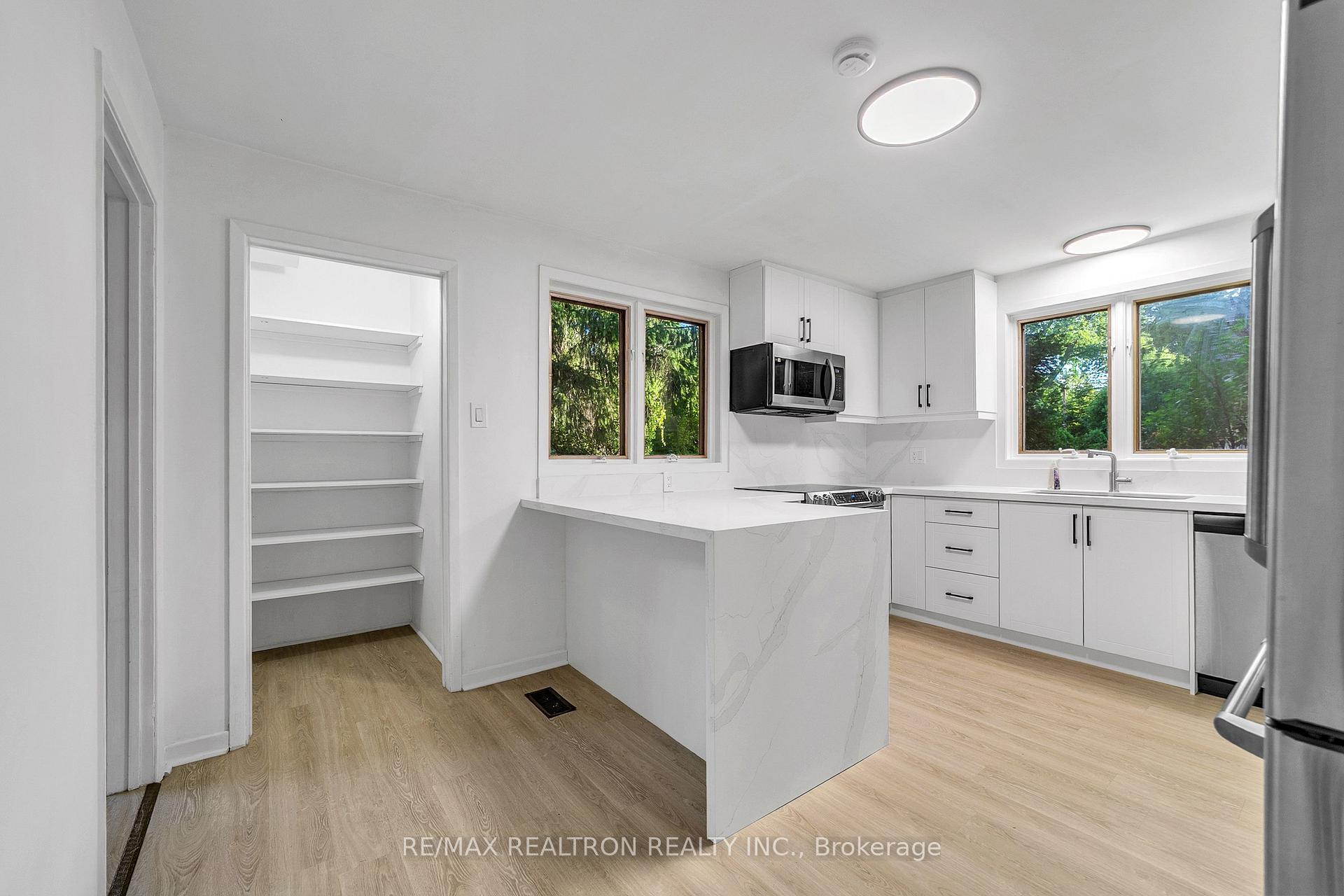 Photo 18 of 90 Proctor Avenue, Markham, Grandview — HOMEH