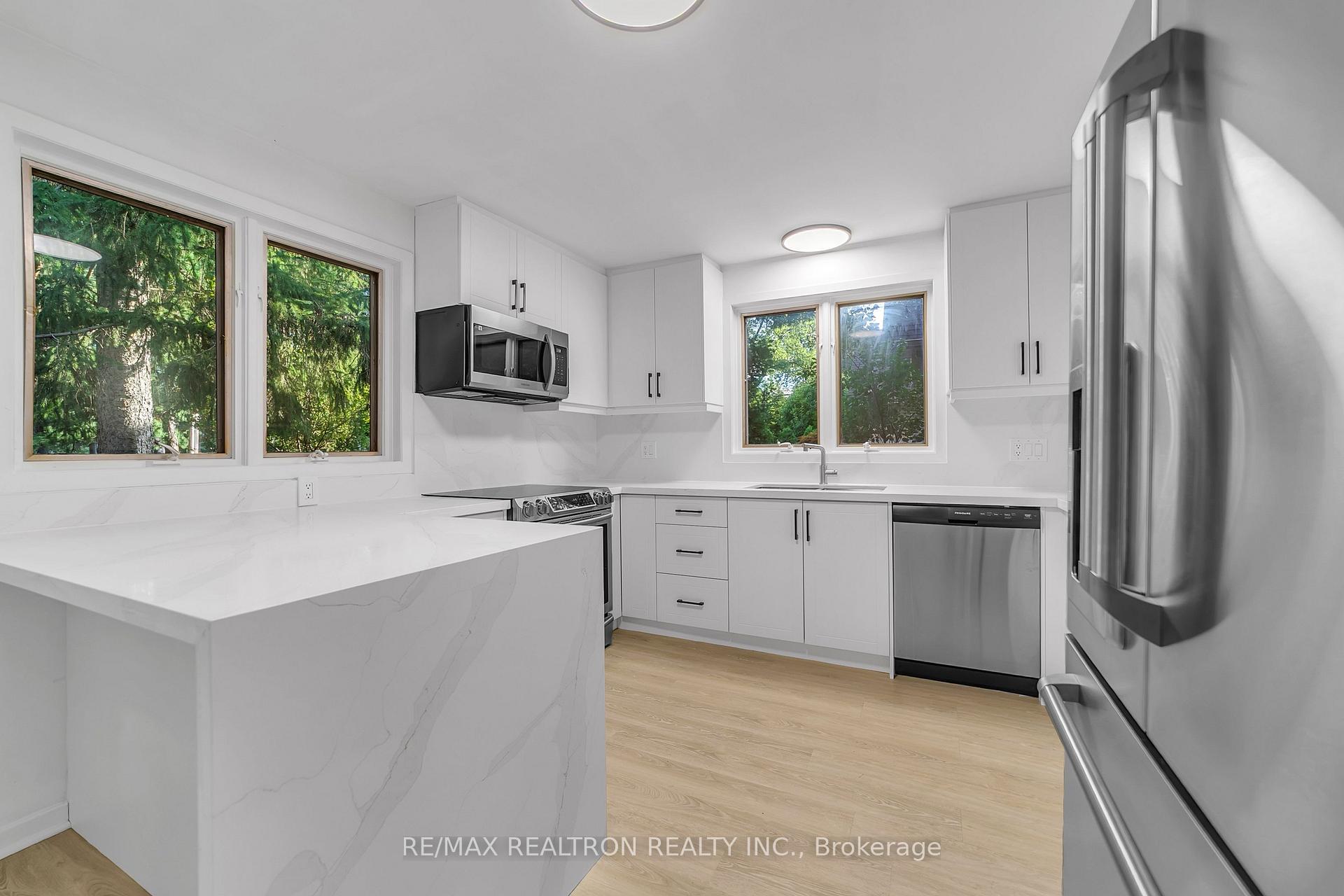Photo 25 of 90 Proctor Avenue, Markham, Grandview — HOMEH