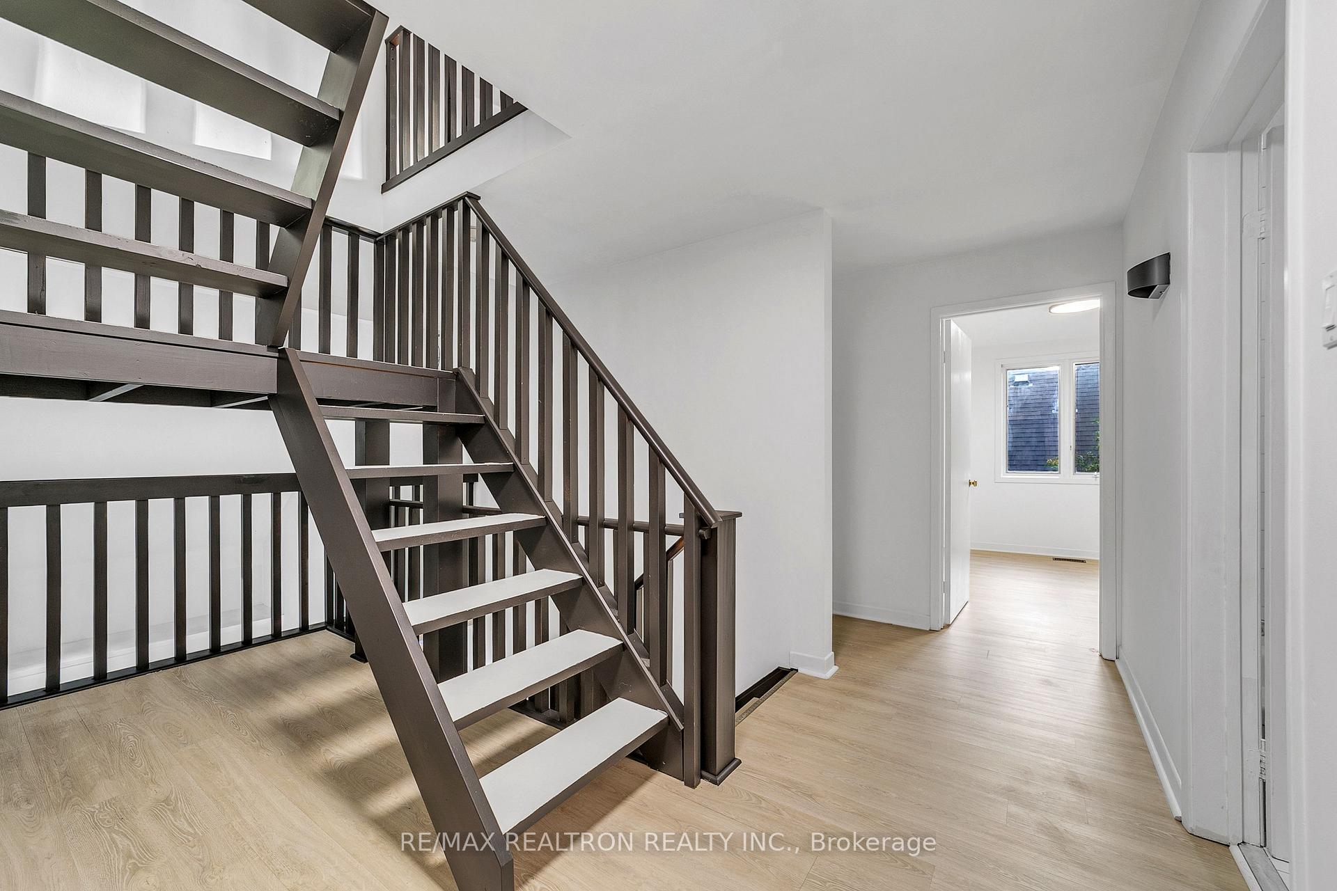Photo 27 of 90 Proctor Avenue, Markham, Grandview — HOMEH