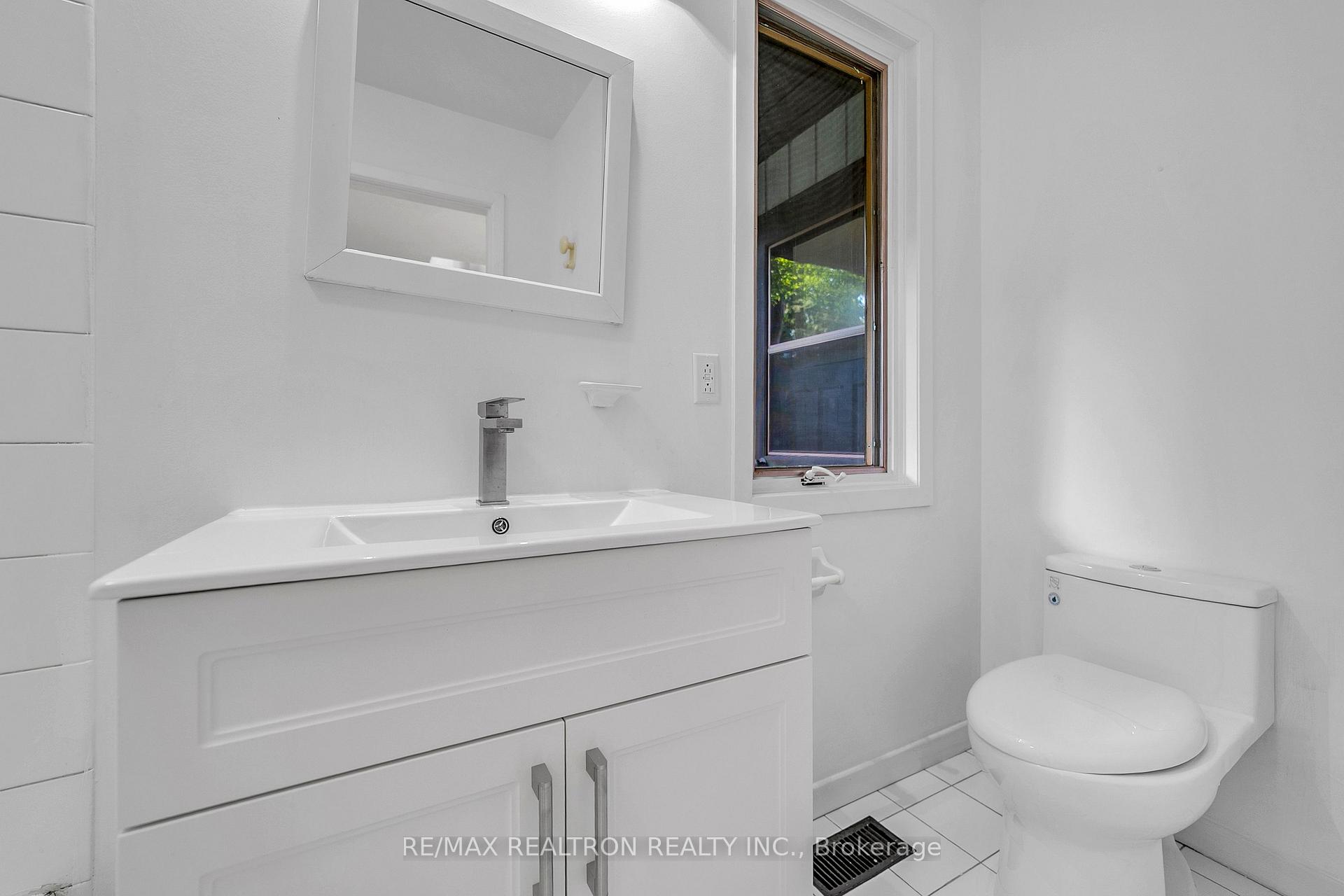 Photo 34 of 90 Proctor Avenue, Markham, Grandview — HOMEH