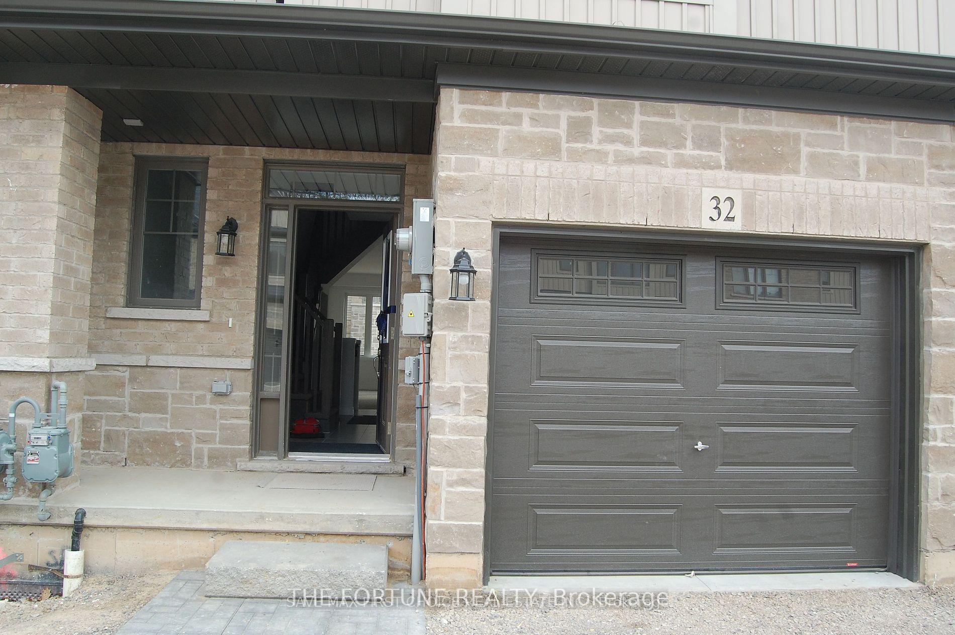Photo 5 of Unit 32, 1 Tom Brown Drive, Brant, Paris — HOMEH