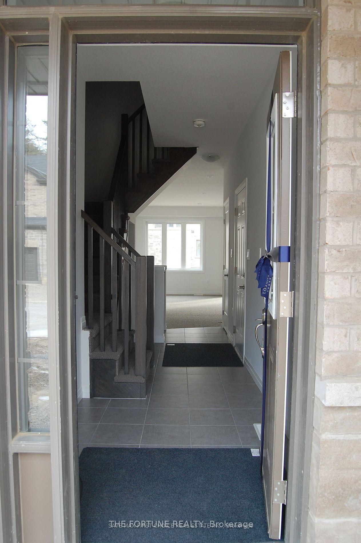 Photo 6 of Unit 32, 1 Tom Brown Drive, Brant, Paris — HOMEH