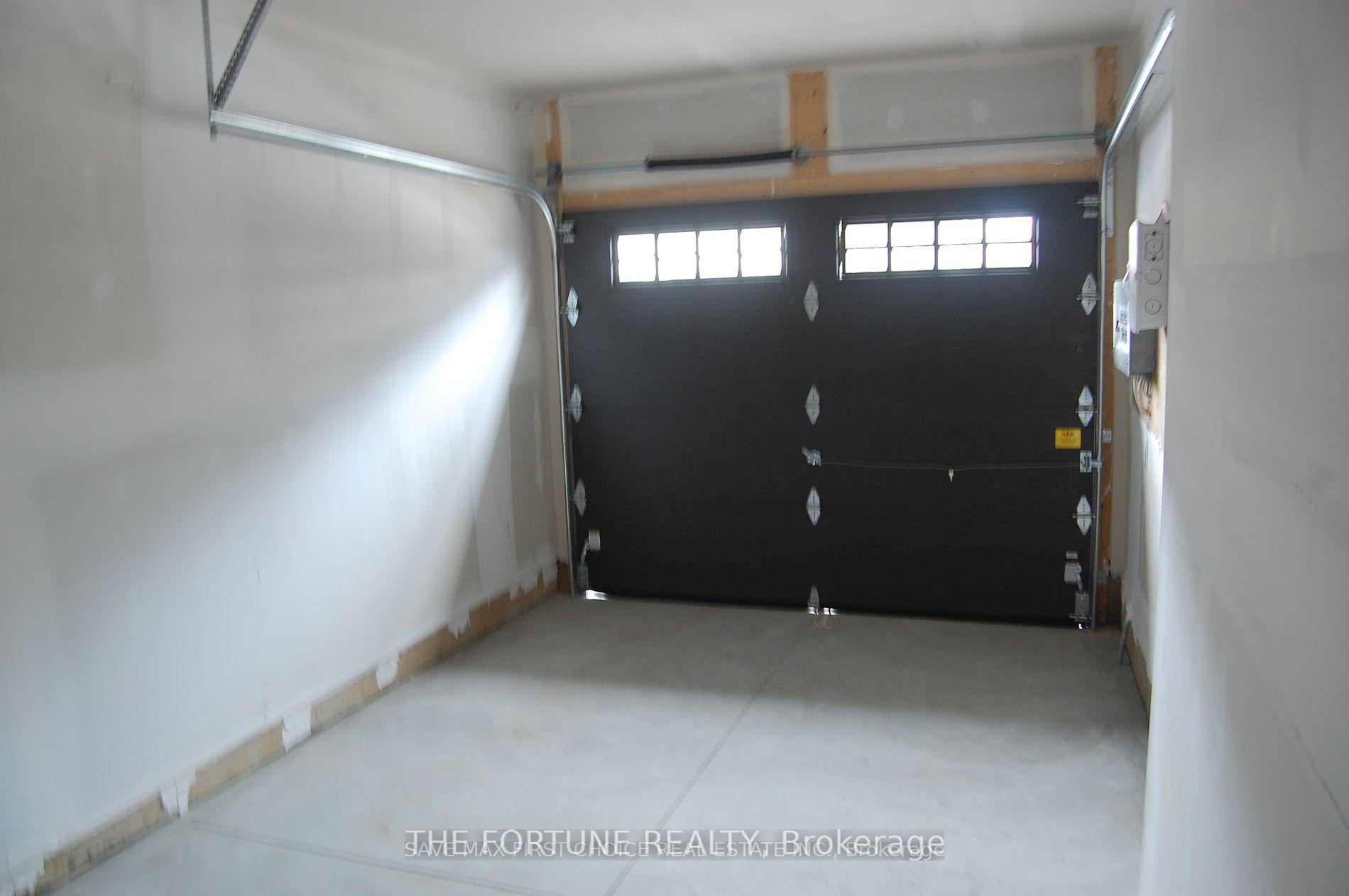 Photo 35 of Unit 32, 1 Tom Brown Drive, Brant, Paris — HOMEH