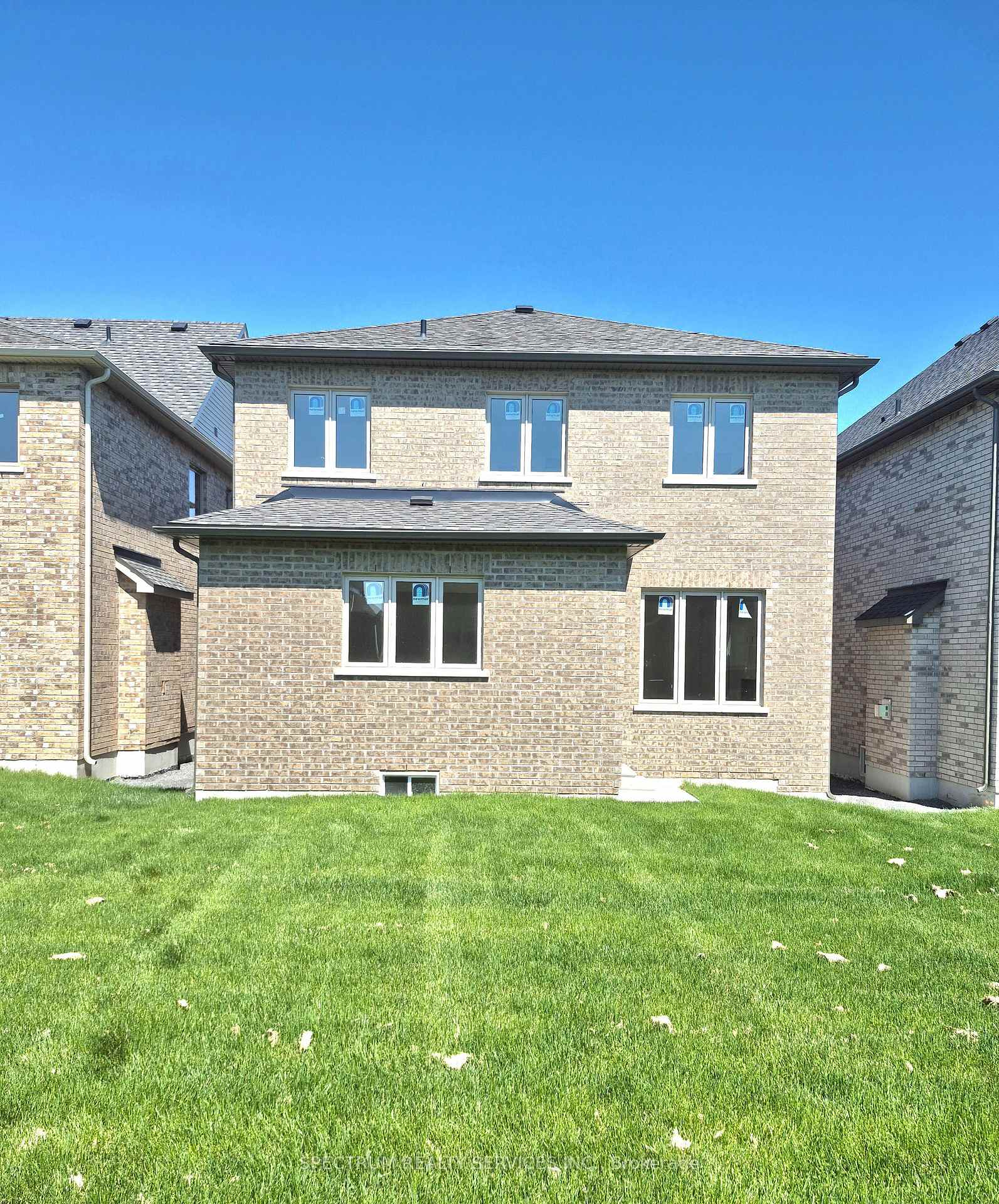 Photo 4 of 14 Rogerson Street, Clarington, Newcastle — HOMEH