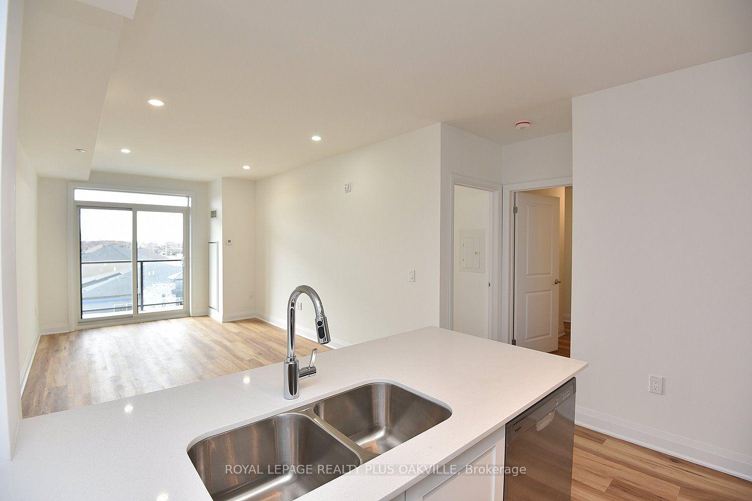 Photo 16 of Unit 422, 1936 Rymal Road E, Hamilton, Stoney Creek — HOMEH
