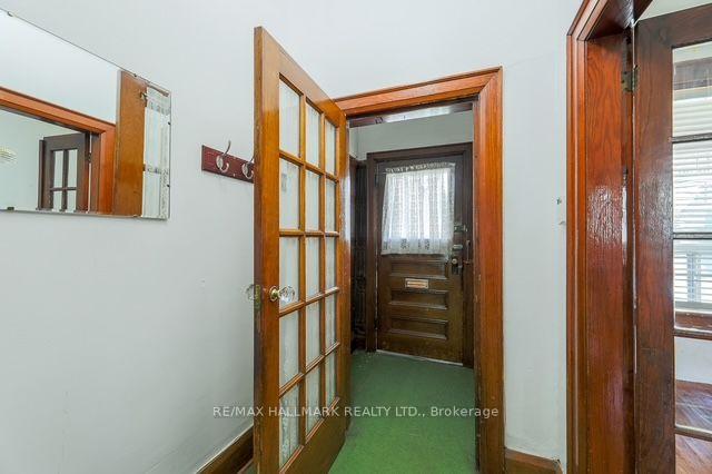 Photo 4 of 776 Gerrard Street E, Toronto, South Riverdale — HOMEH