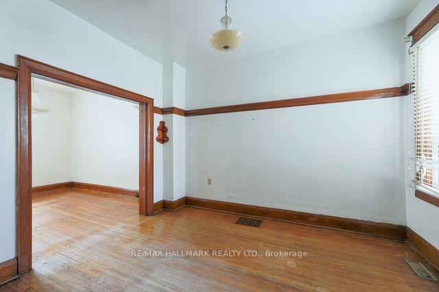 Photo 8 of 776 Gerrard Street E, Toronto, South Riverdale — HOMEH