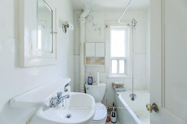Photo 20 of 776 Gerrard Street E, Toronto, South Riverdale — HOMEH