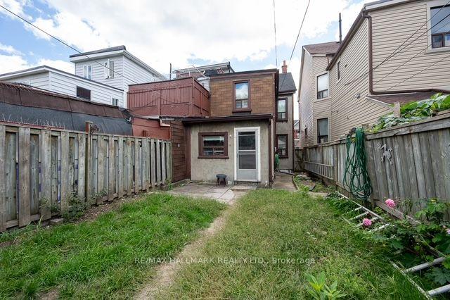 Photo 26 of 776 Gerrard Street E, Toronto, South Riverdale — HOMEH