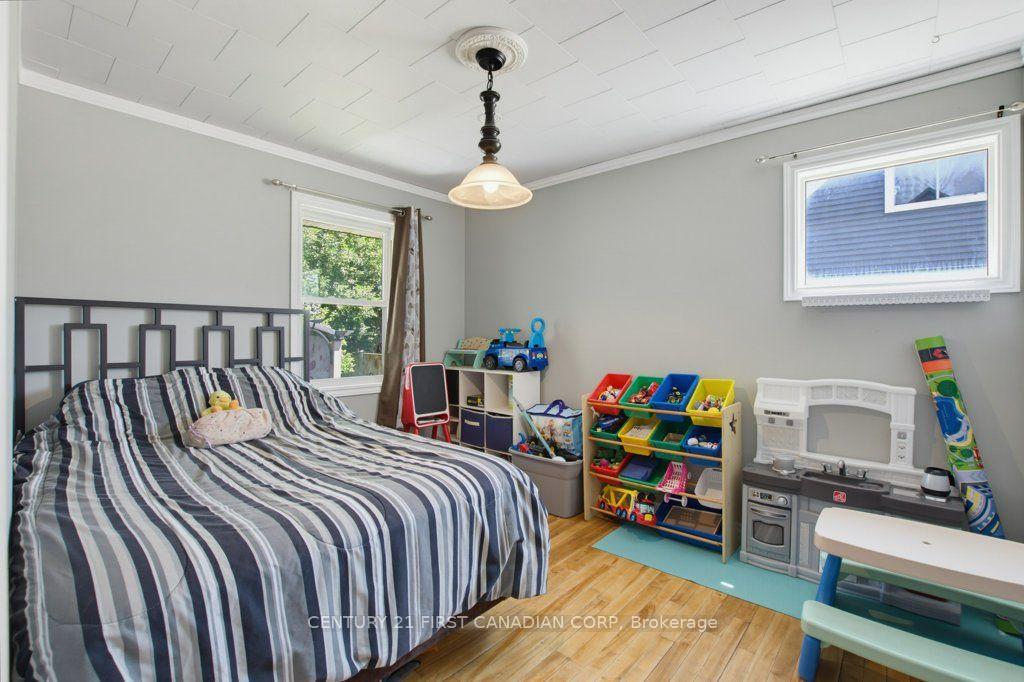 Photo 14 of 3 Parkside Drive, St. Thomas — HOMEH