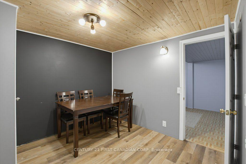 Photo 23 of 3 Parkside Drive, St. Thomas — HOMEH