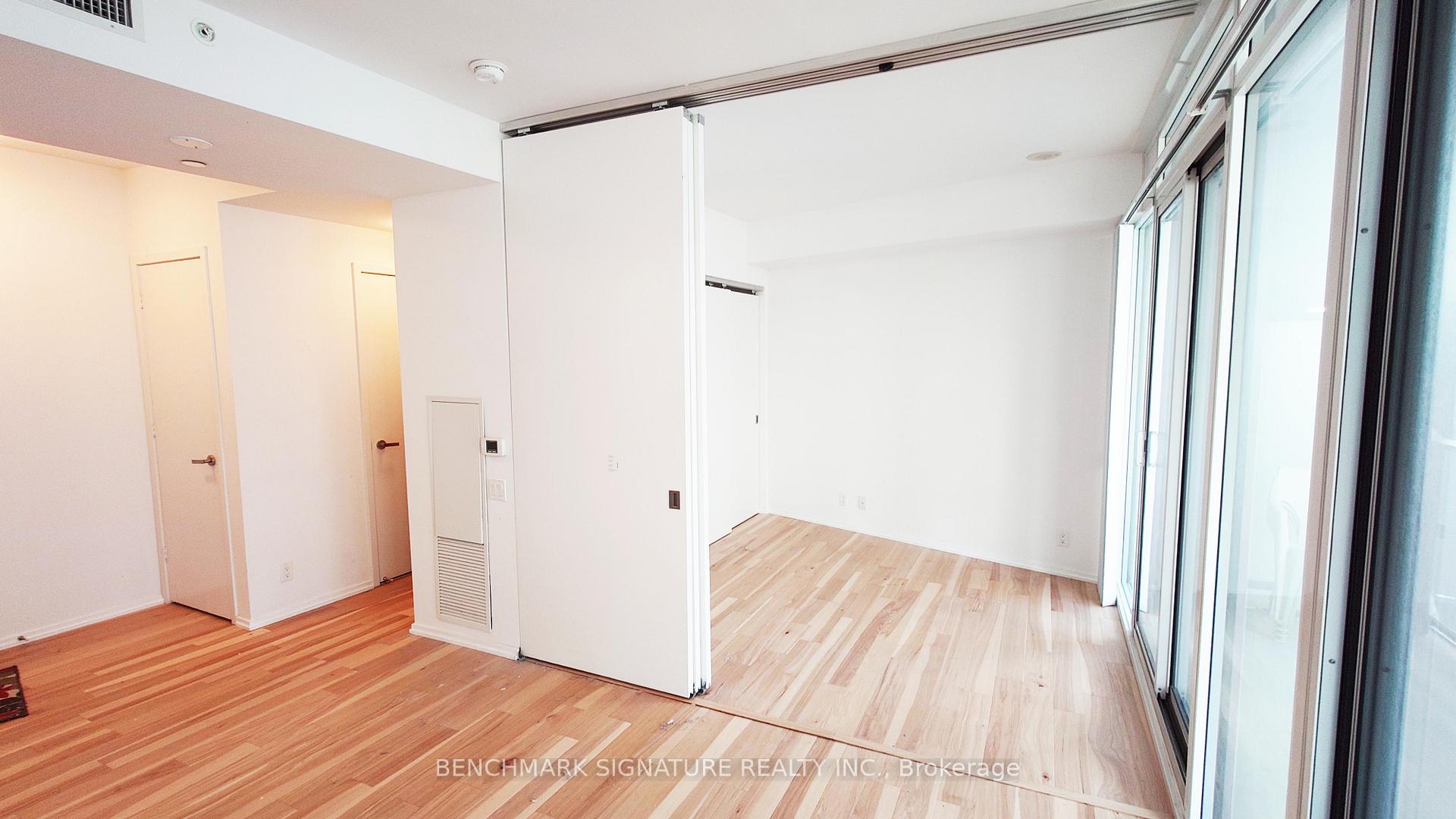 Photo 3 of Unit 612, 125 Peter Street, Toronto, Waterfront Communities — HOMEH