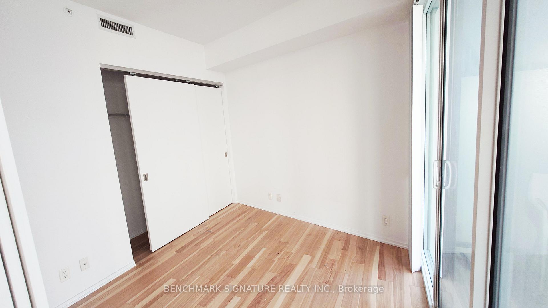 Photo 4 of Unit 612, 125 Peter Street, Toronto, Waterfront Communities — HOMEH