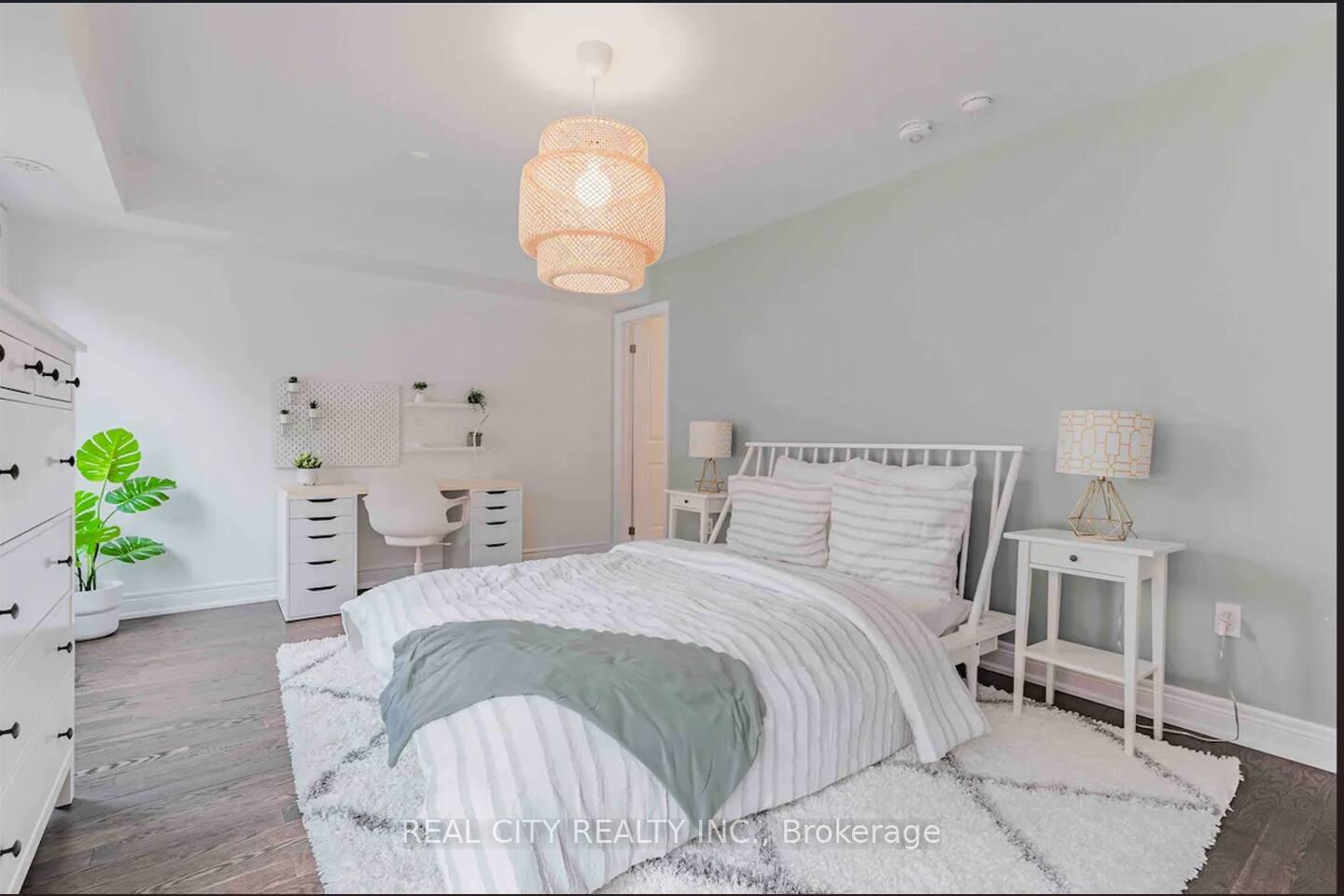Photo 5 of 48 Hiawatha Court, Vaughan, Islington Woods — HOMEH