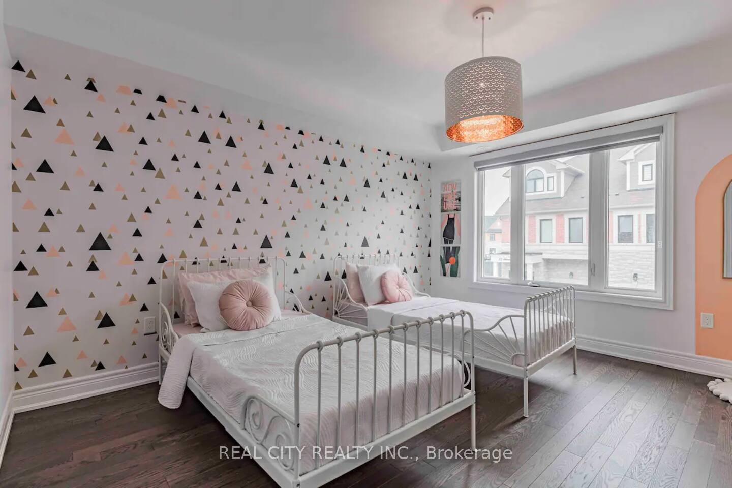 Photo 6 of 48 Hiawatha Court, Vaughan, Islington Woods — HOMEH