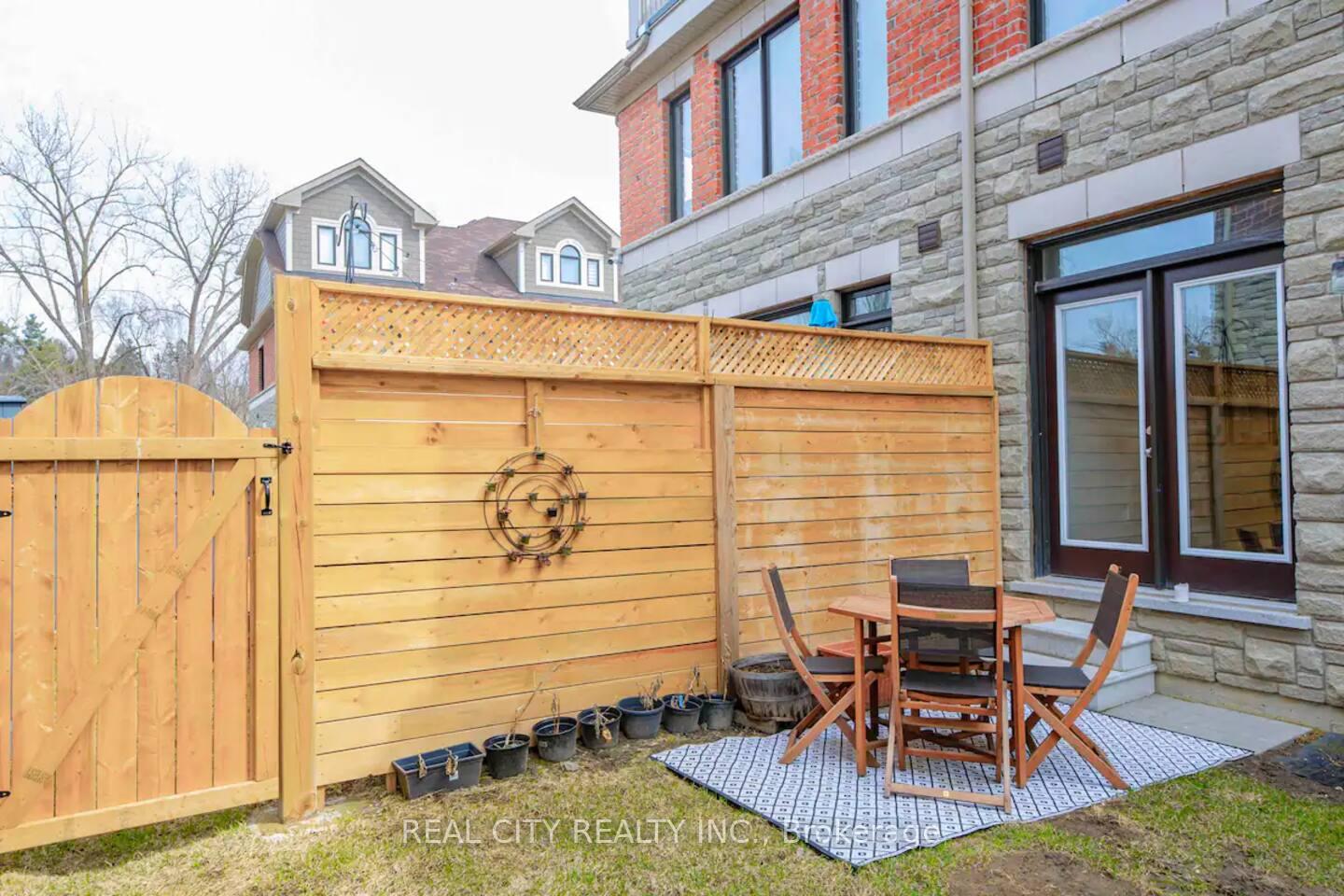 Photo 10 of 48 Hiawatha Court, Vaughan, Islington Woods — HOMEH