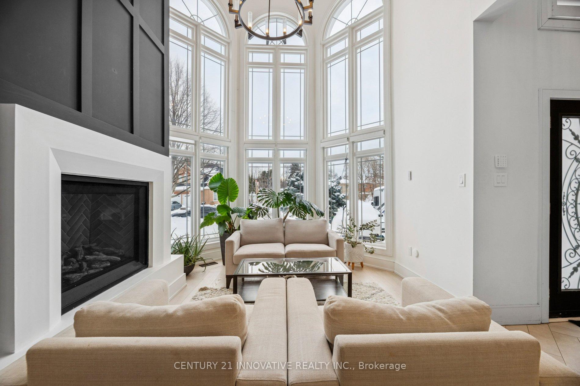 Photo 8 of 6 Devonridge Crescent, Scarborough, Highland Creek — HOMEH