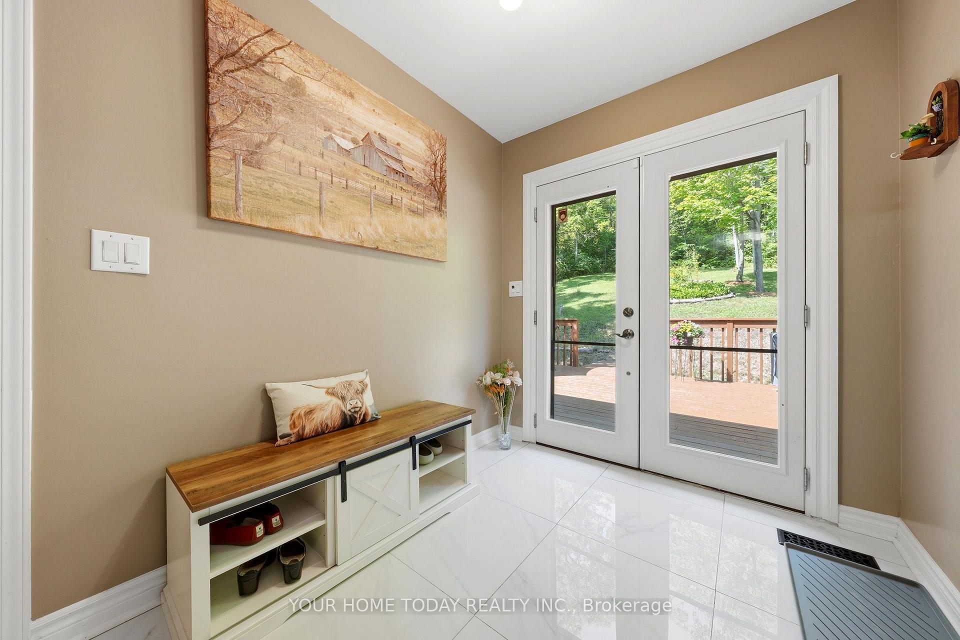 Photo 4 of 15585 Clayhill Road, Halton Hills, Rural Halton Hills — HOMEH