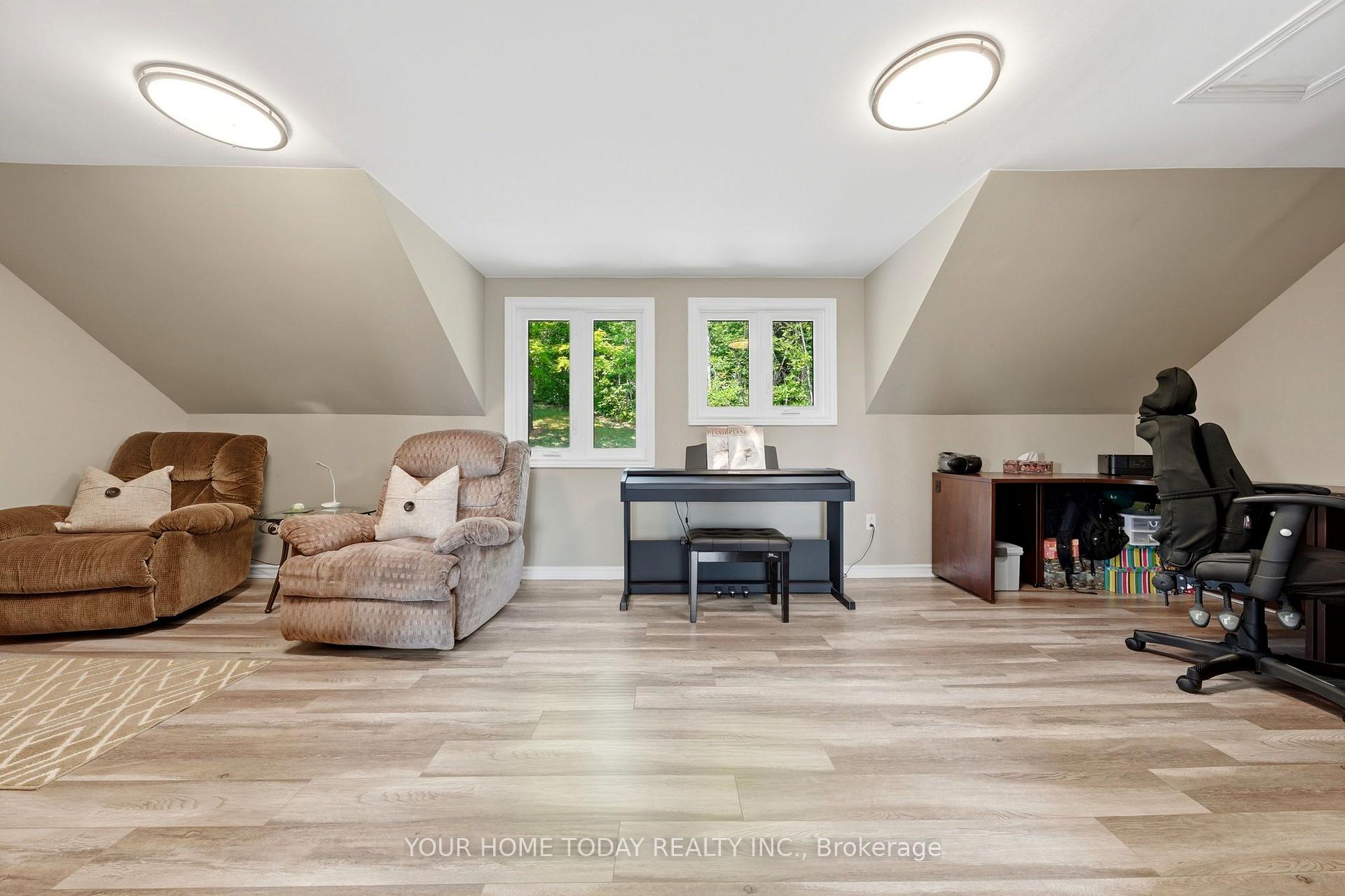 Photo 13 of 15585 Clayhill Road, Halton Hills, Rural Halton Hills — HOMEH