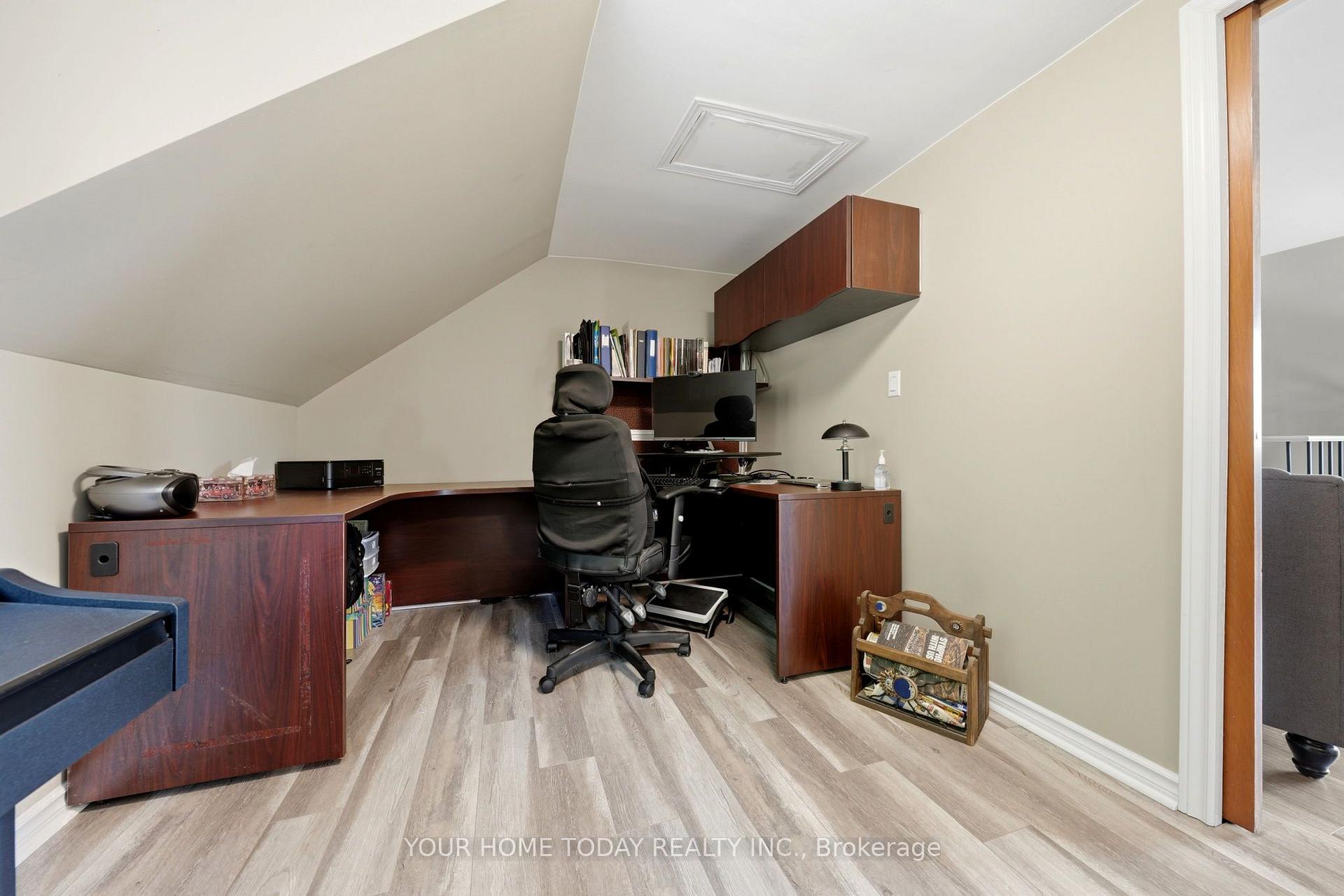 Photo 15 of 15585 Clayhill Road, Halton Hills, Rural Halton Hills — HOMEH