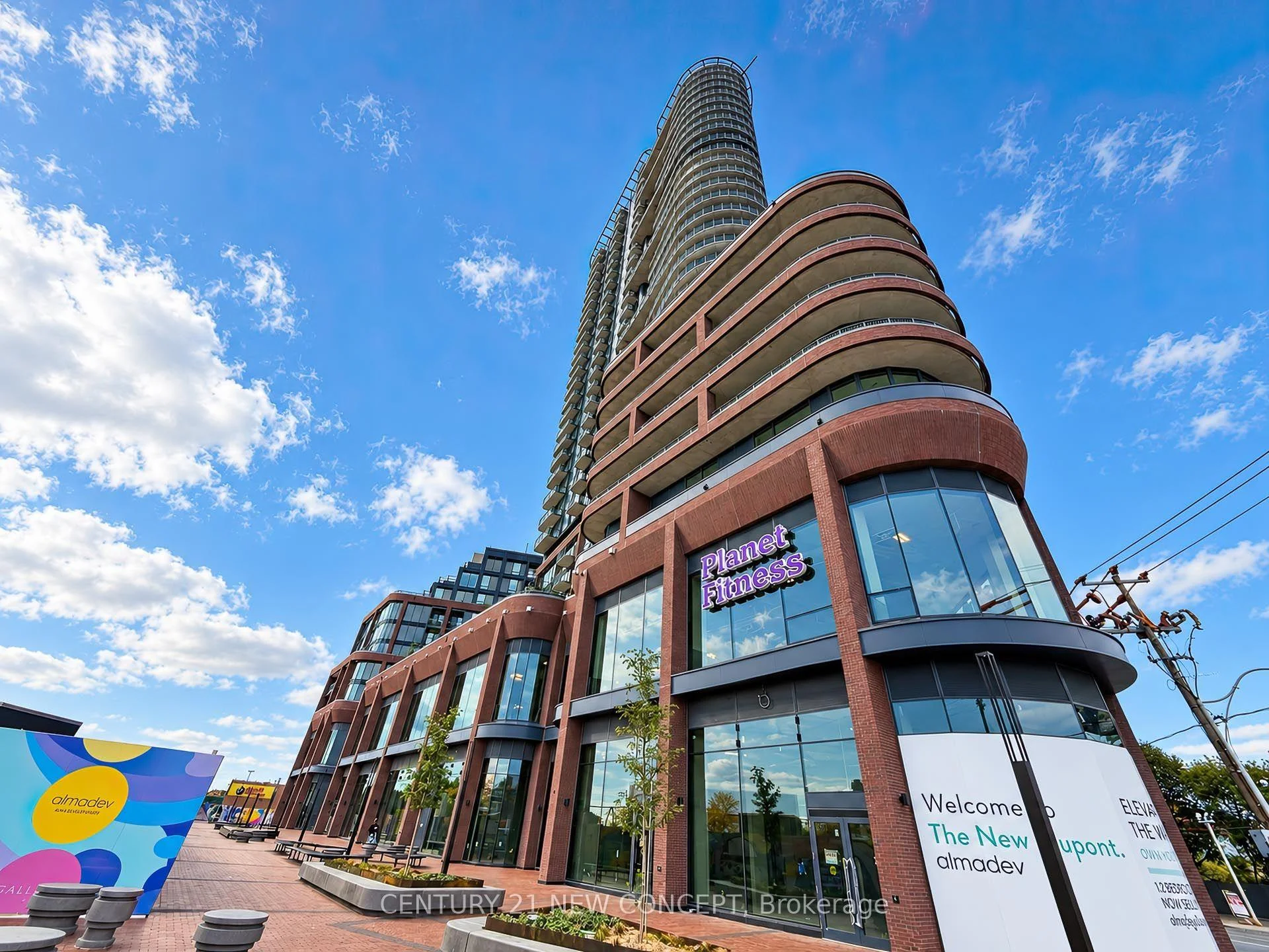 Front of Unit 707, 1185 Dupont Street SW