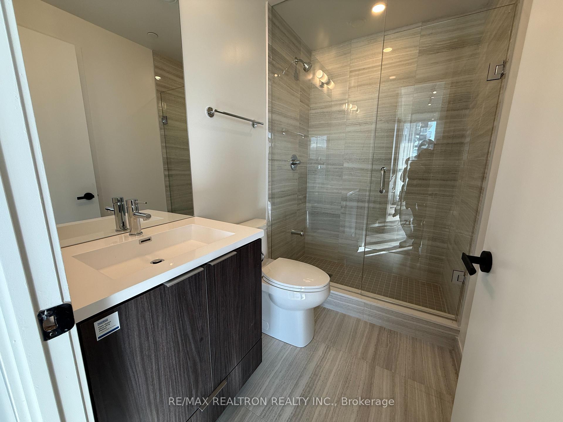 Photo 12 of Unit 5212, 8 Interchange Way, Vaughan, Vaughan Corporate Centre — HOMEH