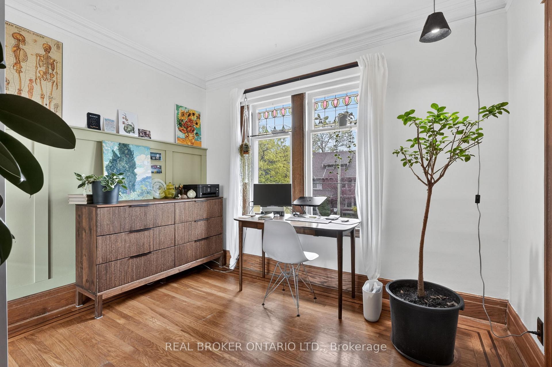 Photo 15 of 137 Sherman Avenue S, Hamilton, Blakeley — HOMEH