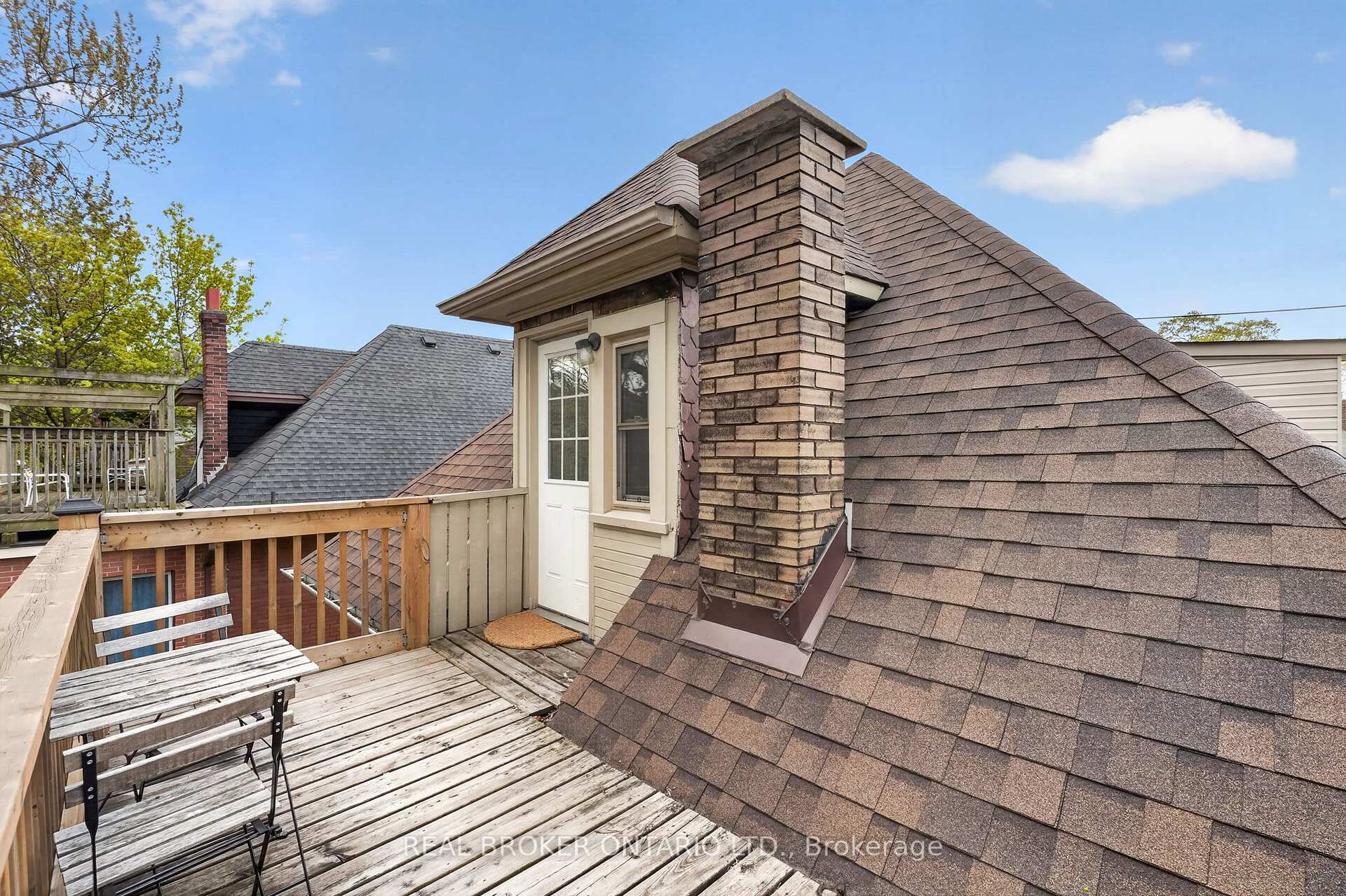 Photo 21 of 137 Sherman Avenue S, Hamilton, Blakeley — HOMEH