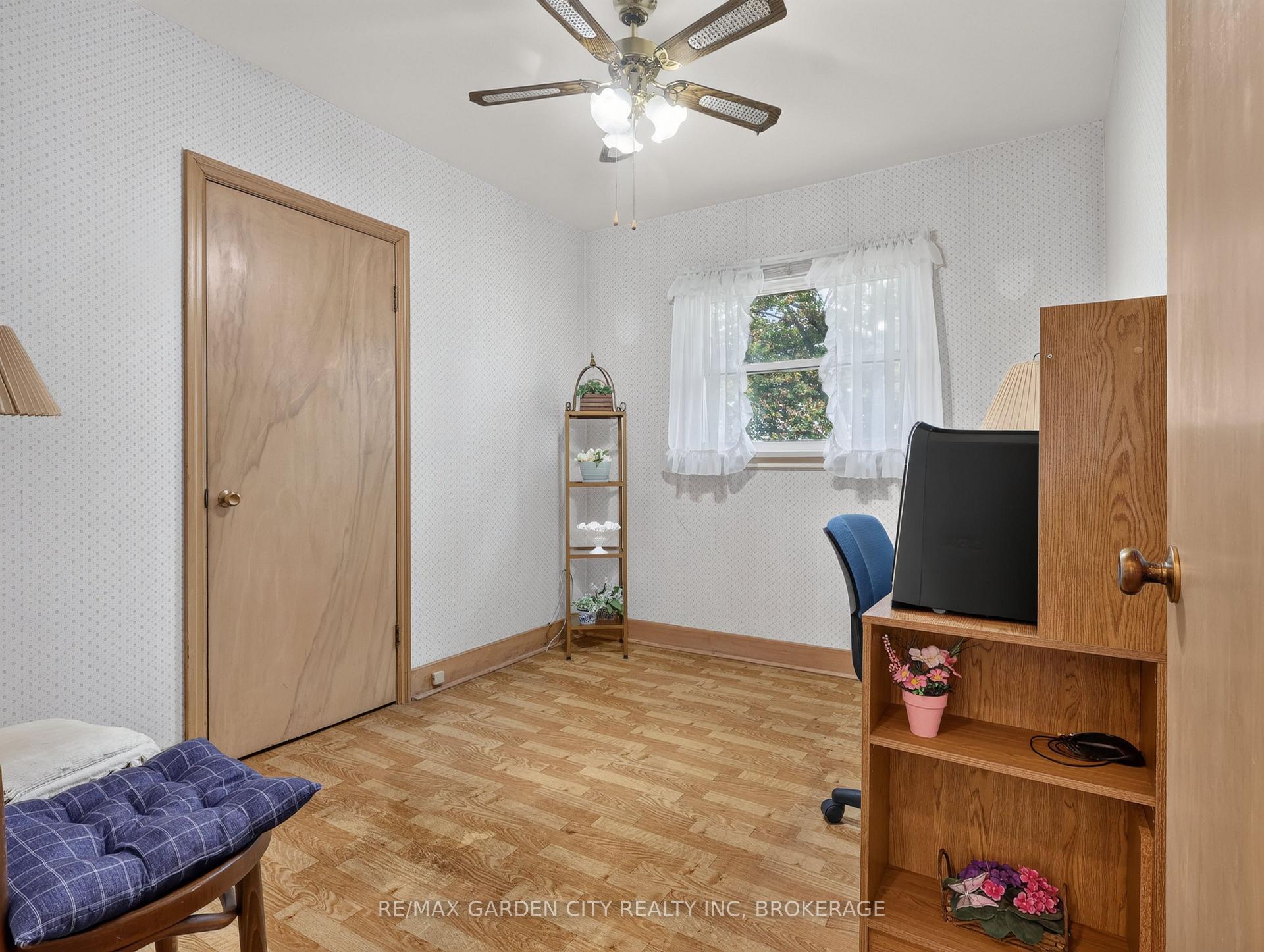 Photo 11 of 94 Jacobson Avenue, St. Catharines, Glendale/Glenridge — HOMEH