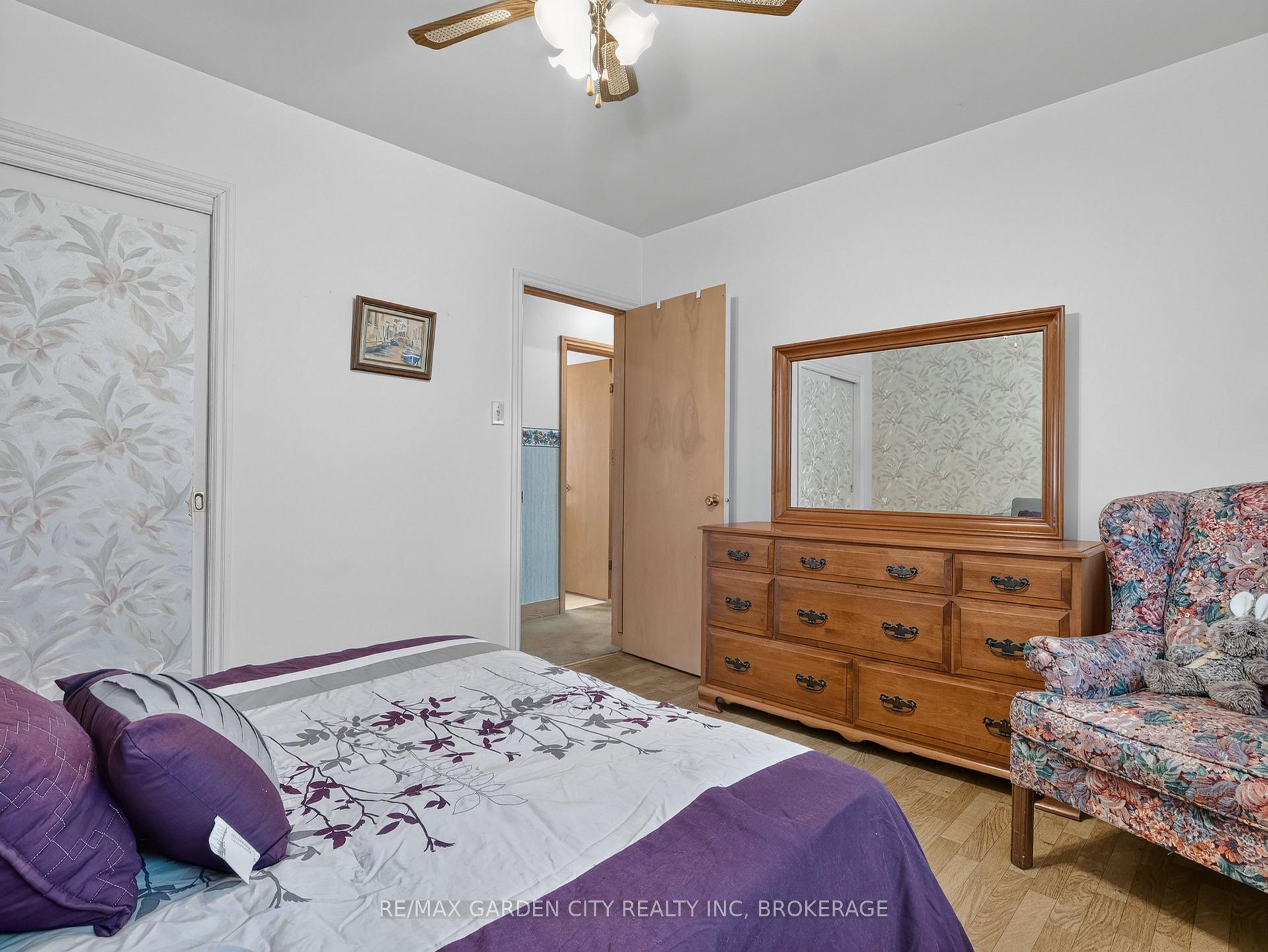 Photo 15 of 94 Jacobson Avenue, St. Catharines, Glendale/Glenridge — HOMEH