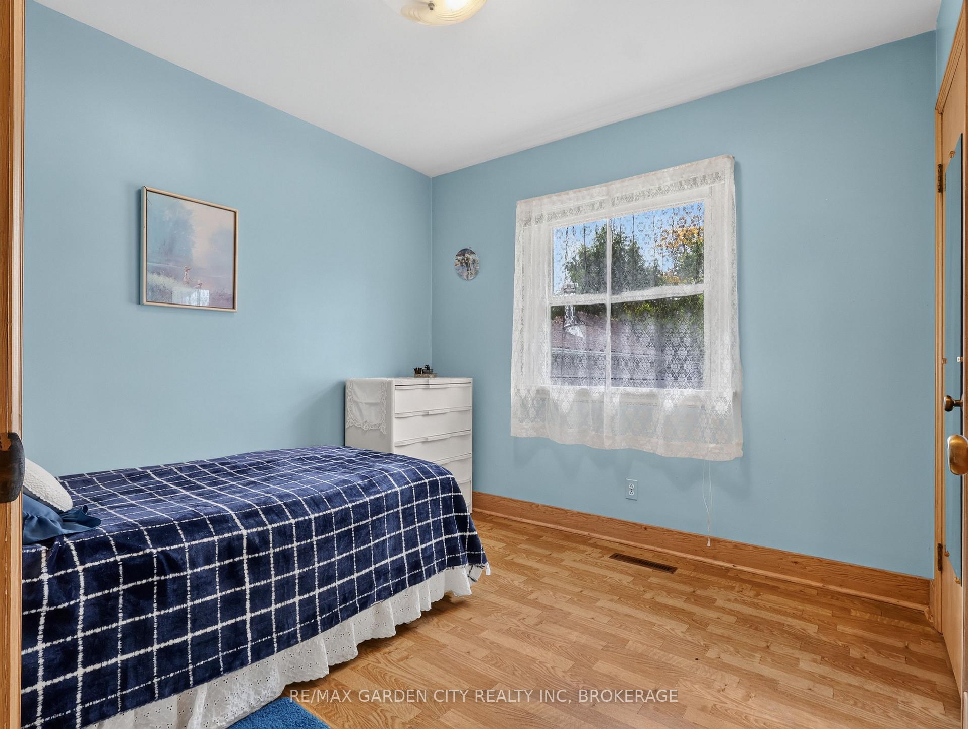 Photo 16 of 94 Jacobson Avenue, St. Catharines, Glendale/Glenridge — HOMEH