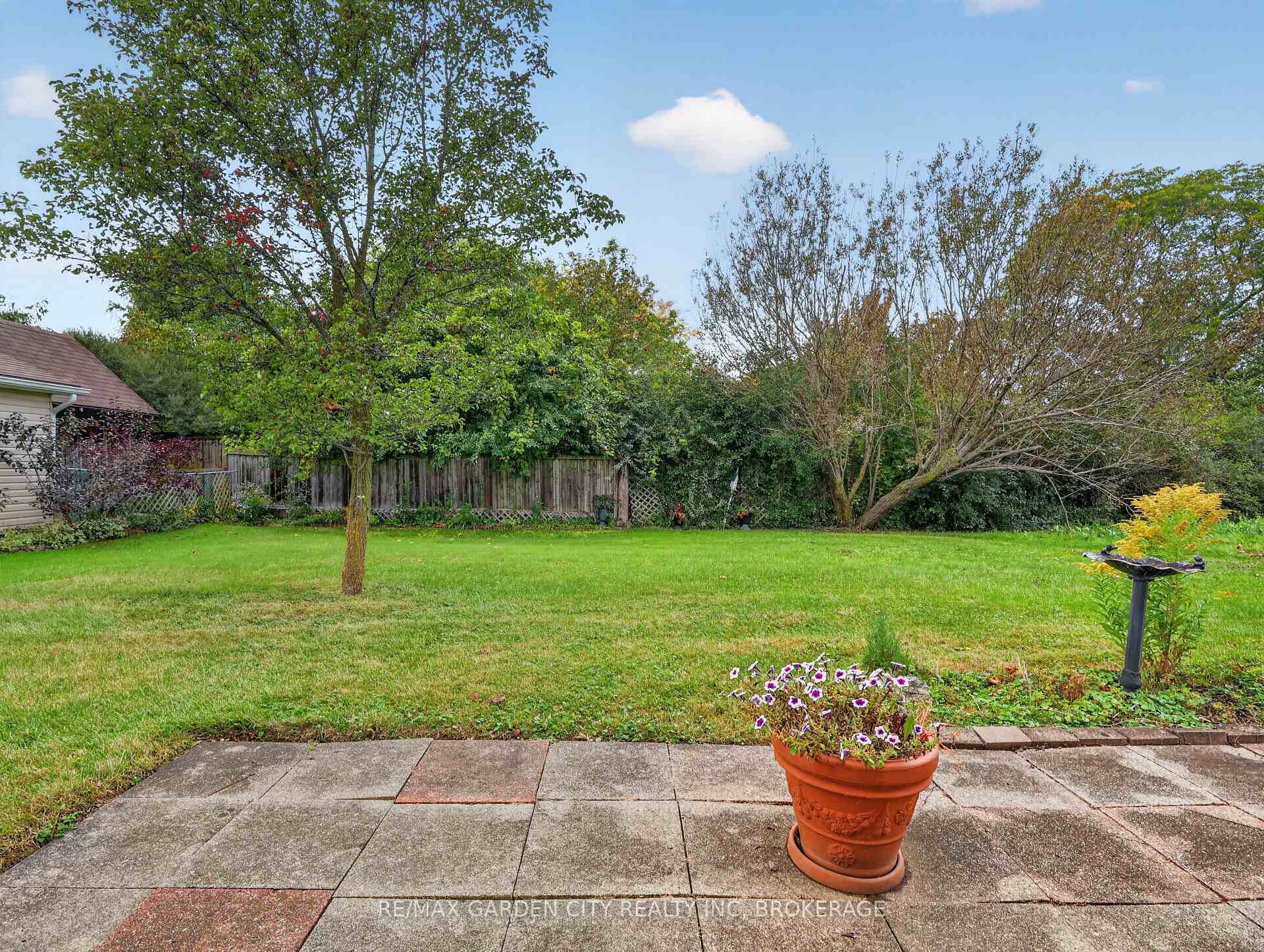 Photo 25 of 94 Jacobson Avenue, St. Catharines, Glendale/Glenridge — HOMEH