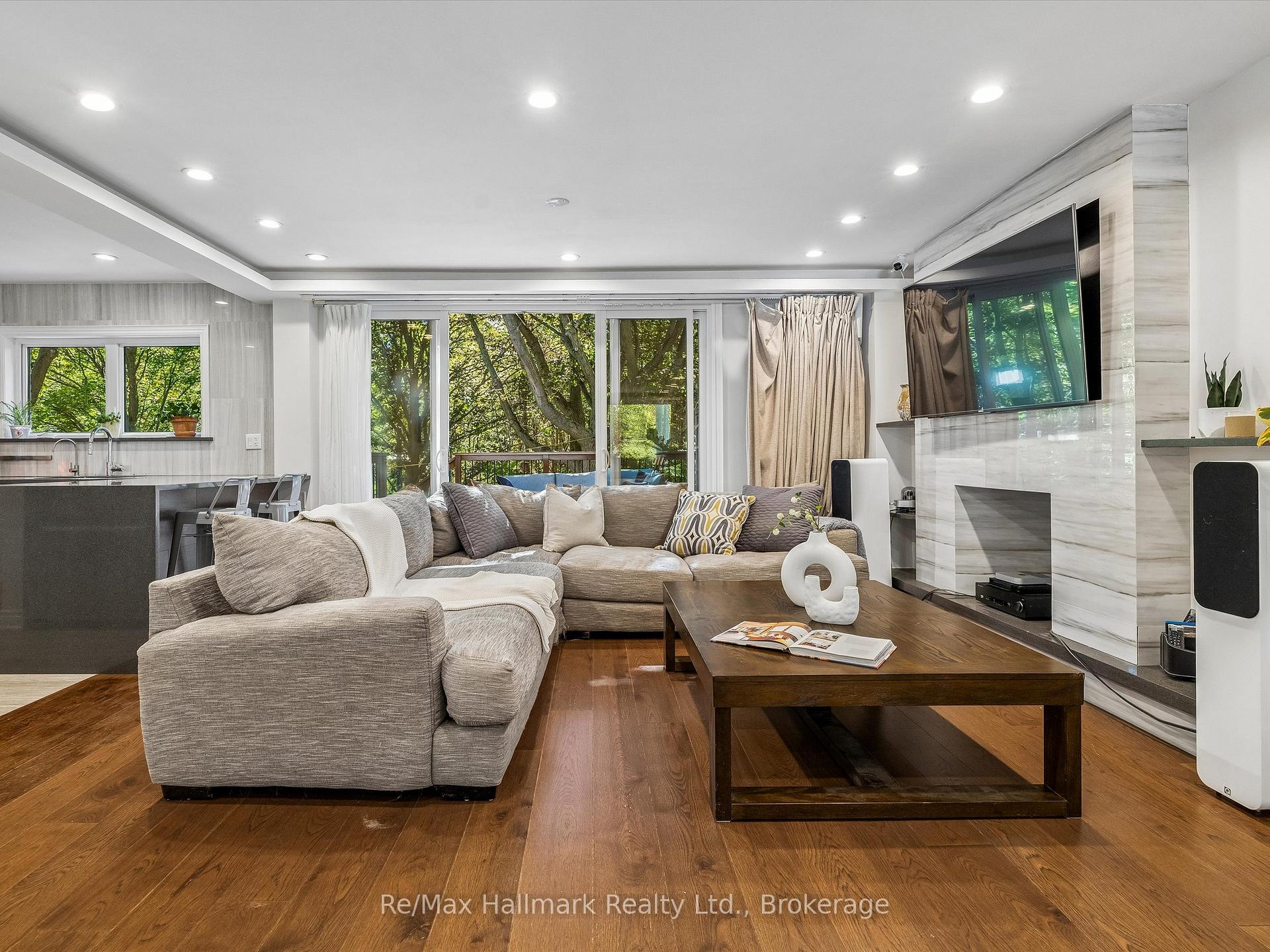 Photo 15 of 2194 Constance Drive, Oakville, Ford — HOMEH