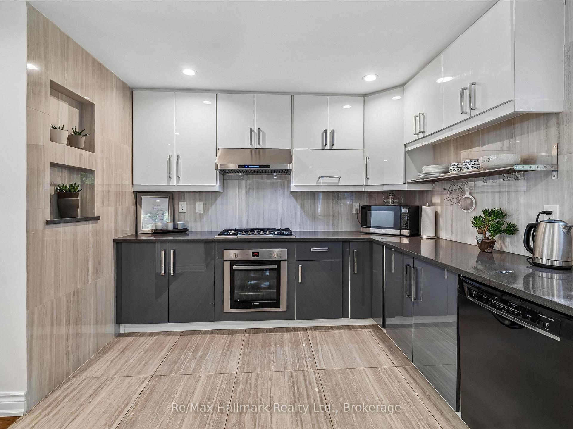 Photo 22 of 2194 Constance Drive, Oakville, Ford — HOMEH
