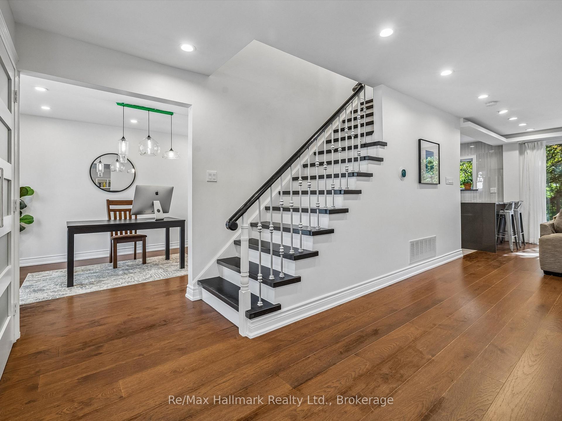 Photo 26 of 2194 Constance Drive, Oakville, Ford — HOMEH