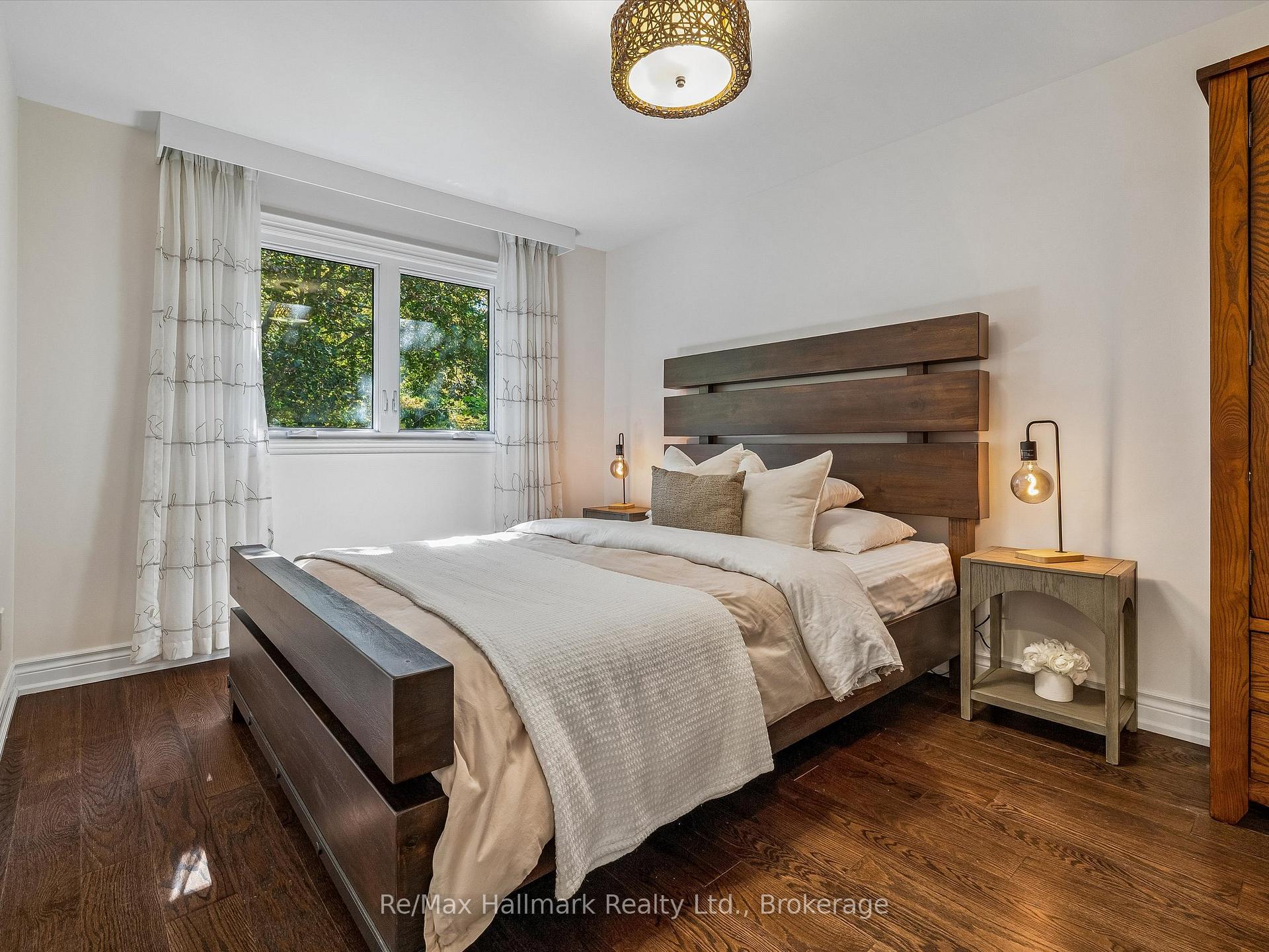 Photo 31 of 2194 Constance Drive, Oakville, Ford — HOMEH