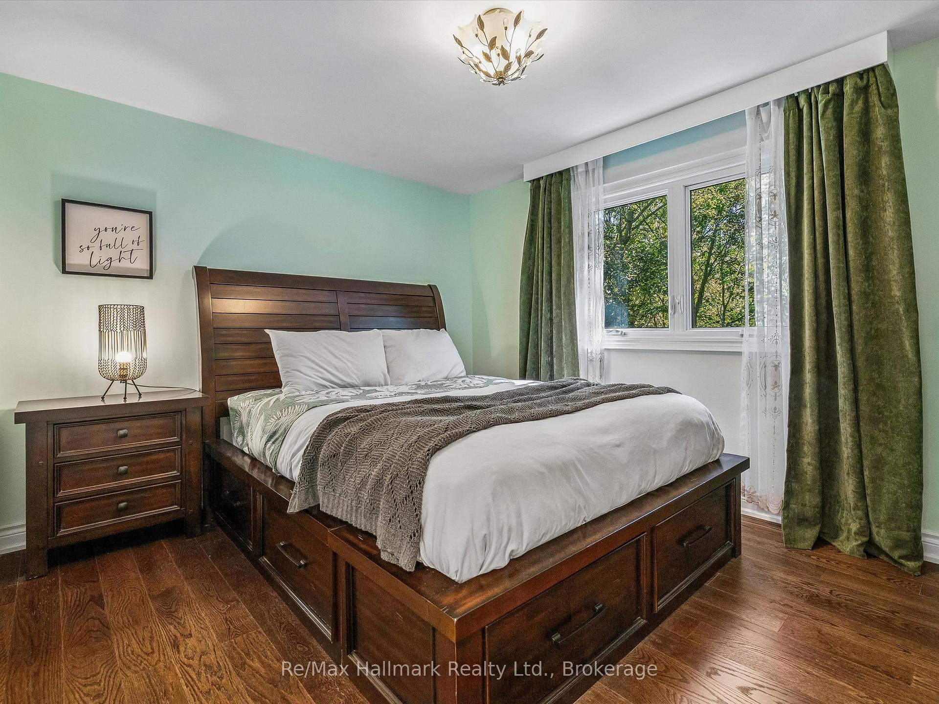 Photo 33 of 2194 Constance Drive, Oakville, Ford — HOMEH
